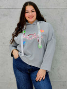 Bluza plus size StylowaXL LOVE – komfort i styl z błyskiem - Stylowa XL