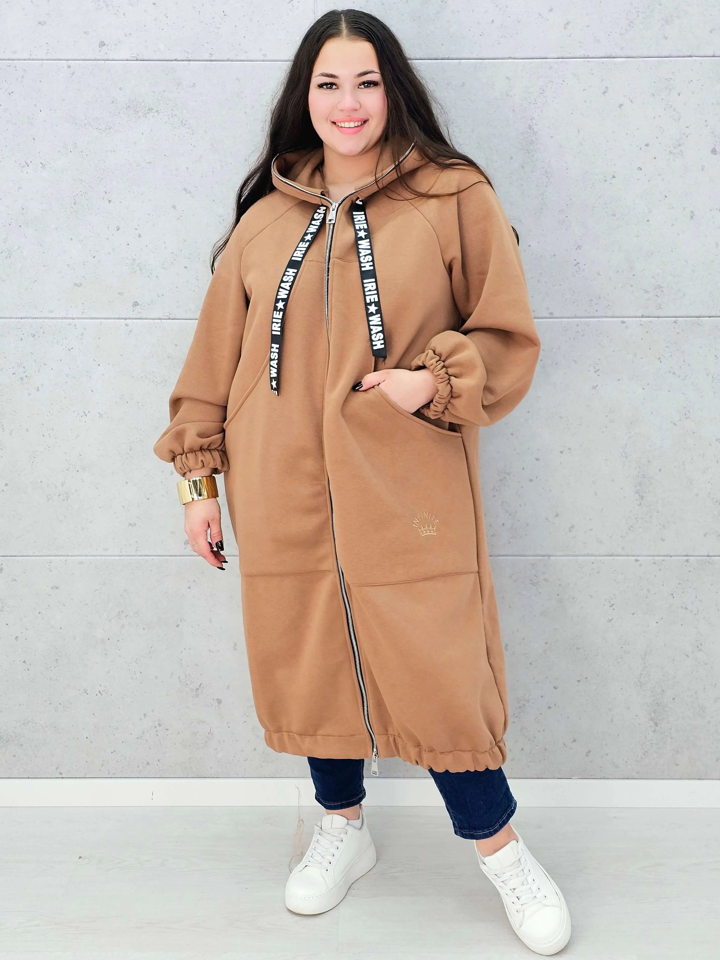 Bluza plus size – modna, oversize’owa bluza z kapturem XXL na chłodniejsze dni Stylowa XL