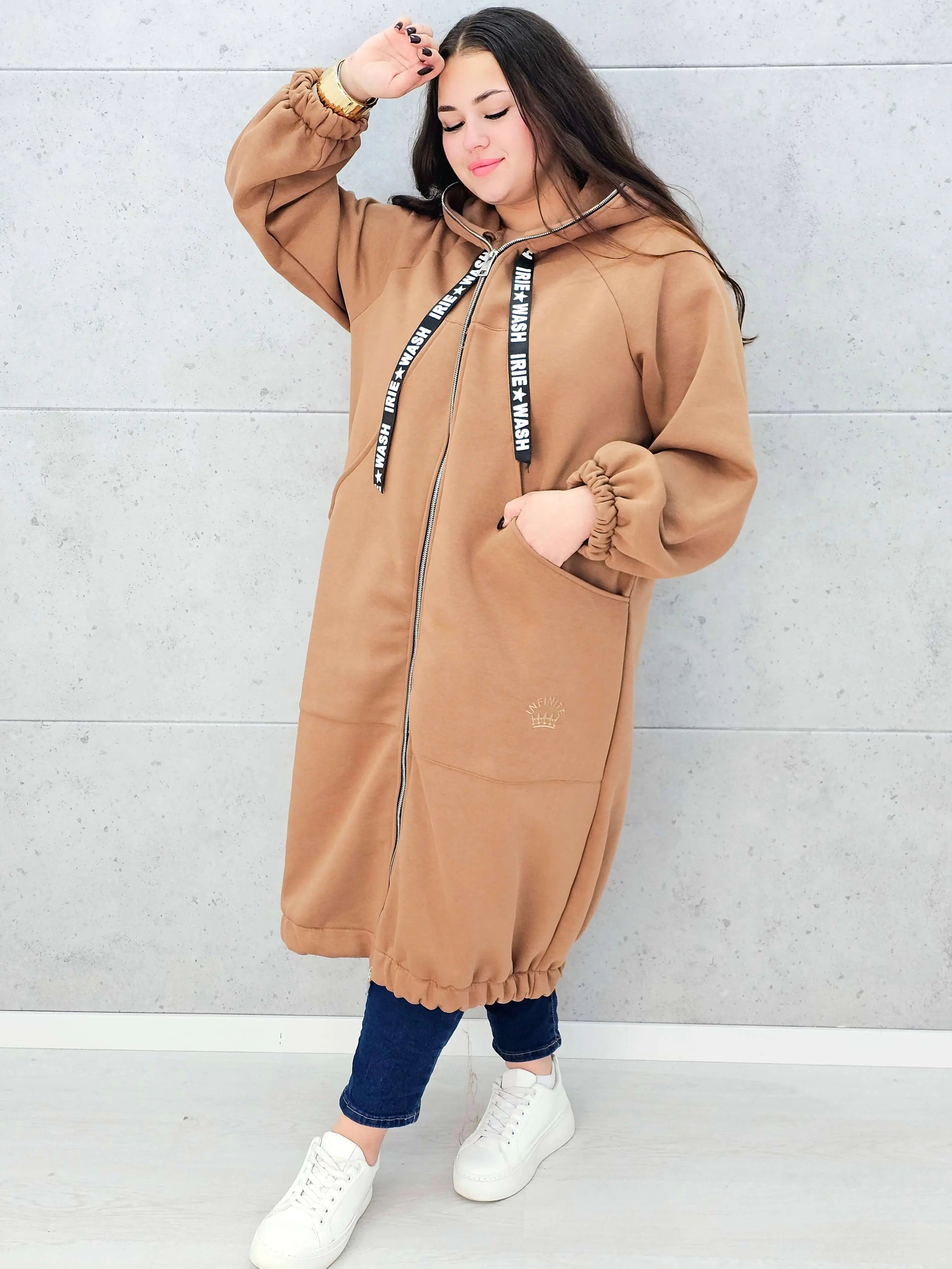 Bluza plus size – modna, oversize’owa bluza z kapturem XXL na chłodniejsze dni Stylowa XL
