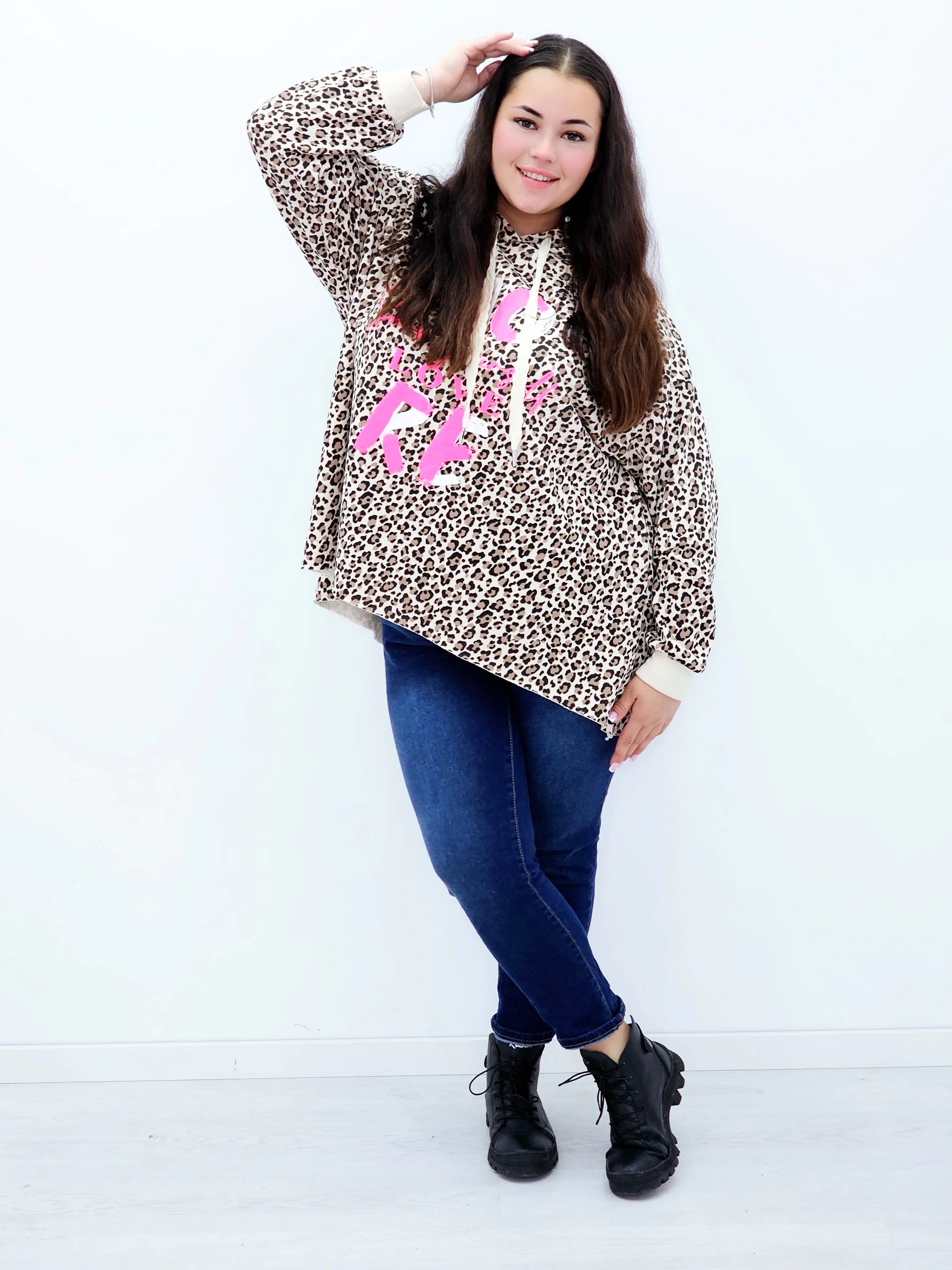 Bluza plus size oversize z nadrukiem – wygodna i stylowa na co dzień Stylowa XL