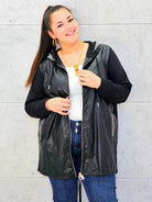 Bluza plus size z ekoskóry — modna, wygodna i stylowa Stylowa XL