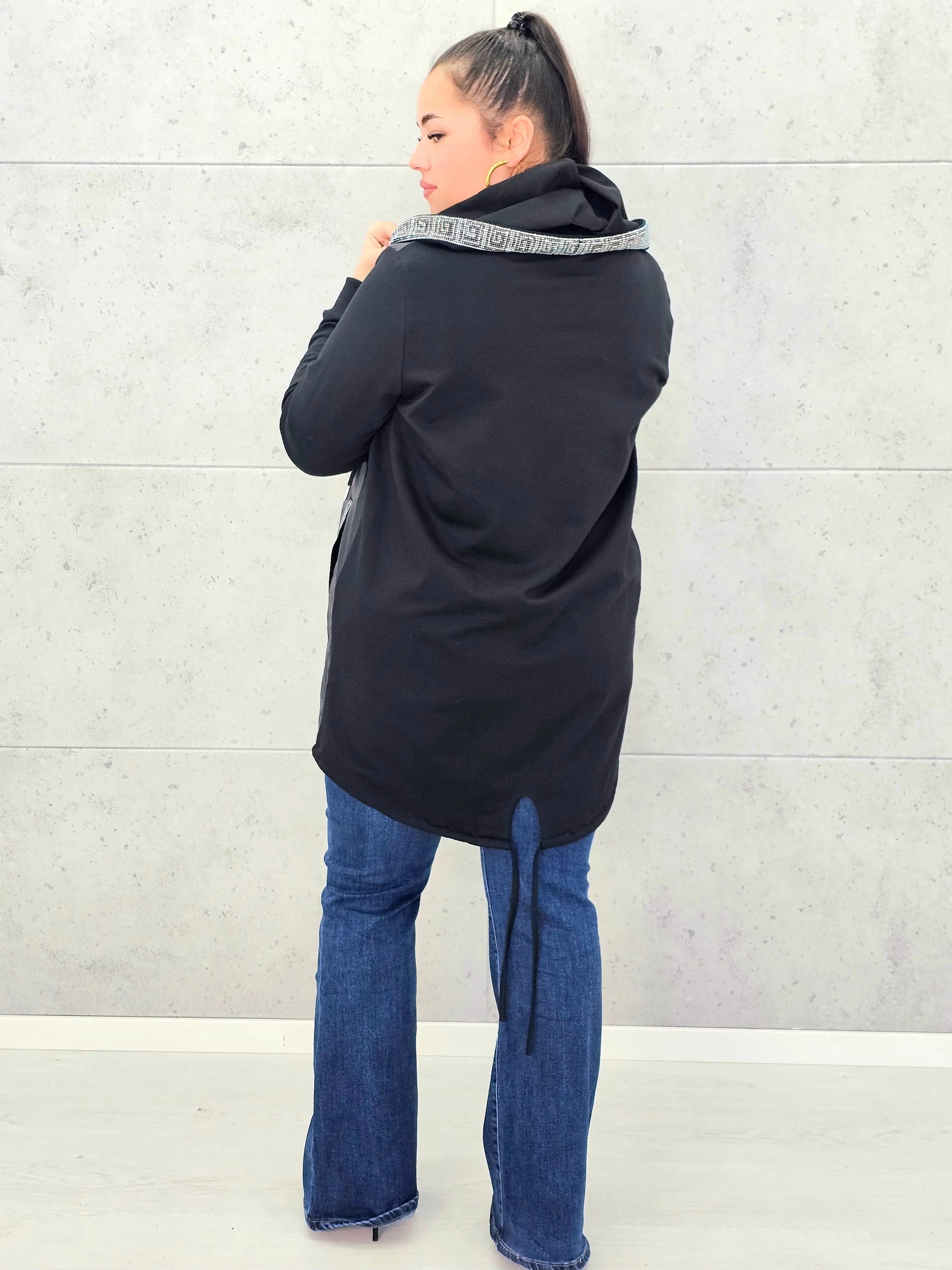 Bluza plus size z ekoskóry — modna, wygodna i stylowa Stylowa XL