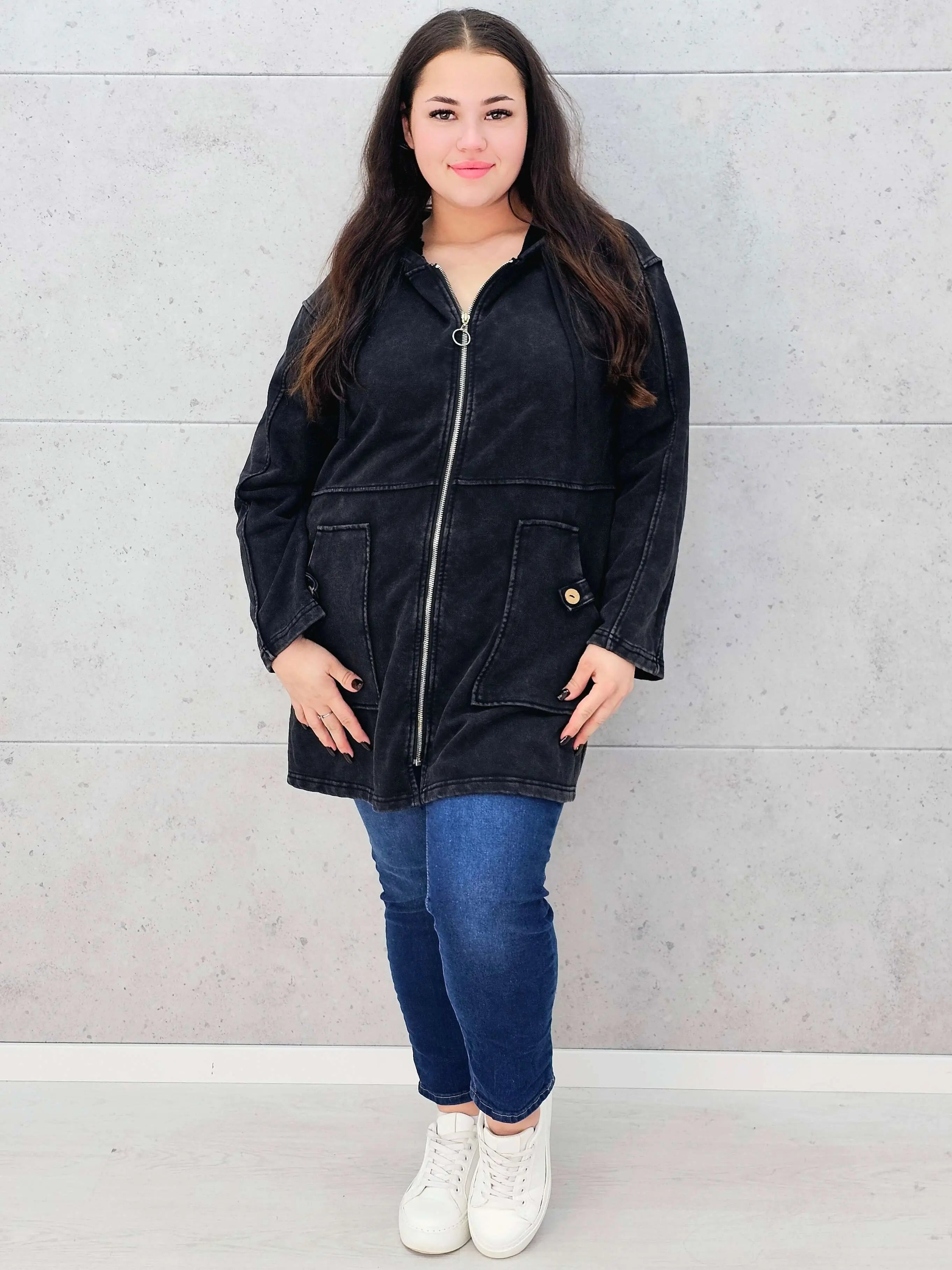 Bluza plus size z kapturem – wygoda i styl w jednym Stylowa XL