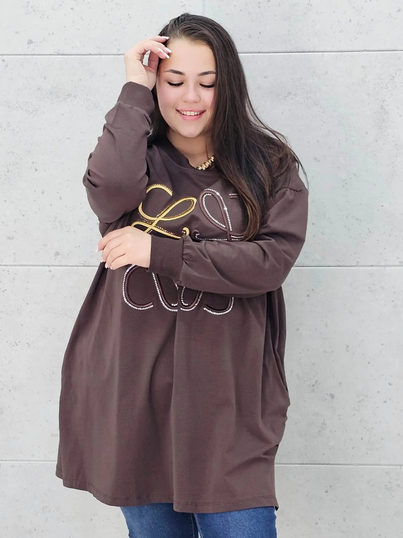Bluza plus size z kryształkowym zdobieniem Stylowa XL