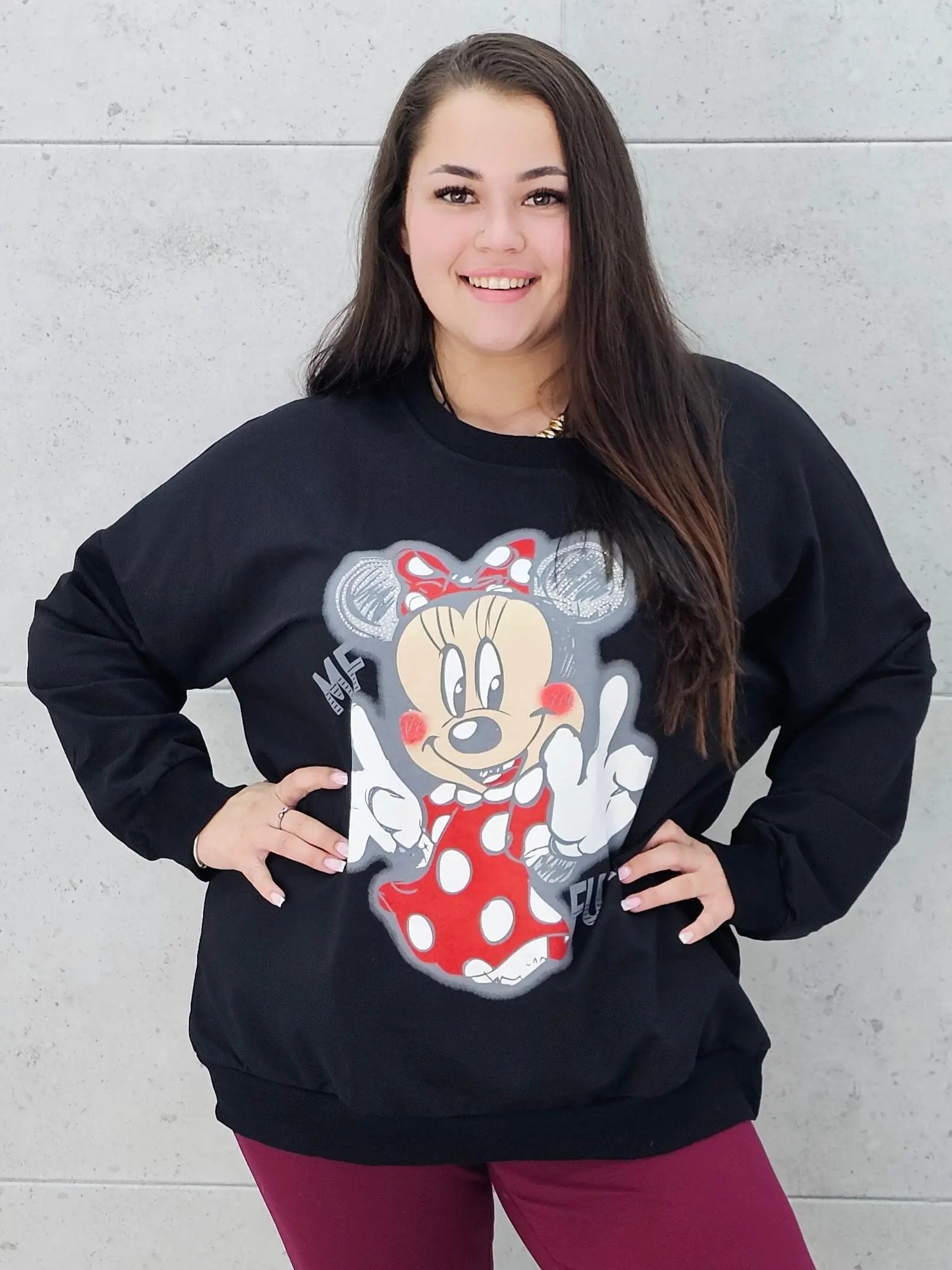 Bluza plus size z nadrukiem Minnie – modna i wygodna bluza XXL Stylowa XL