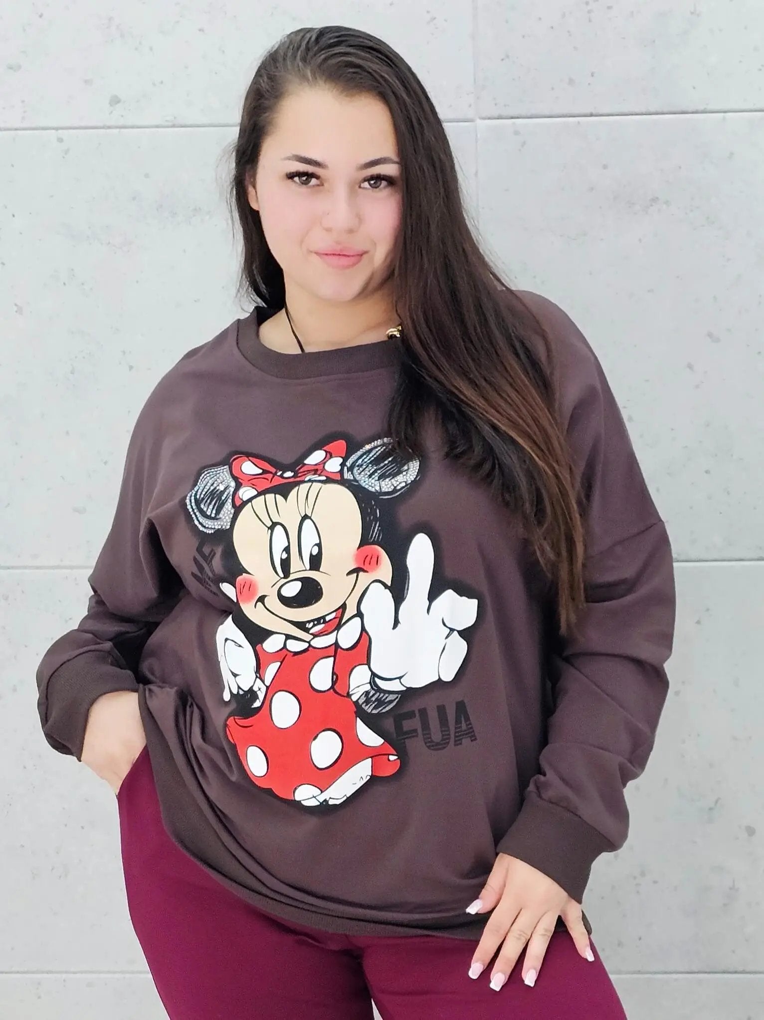 Bluza plus size z nadrukiem Minnie – modna i wygodna bluza XXL Stylowa XL