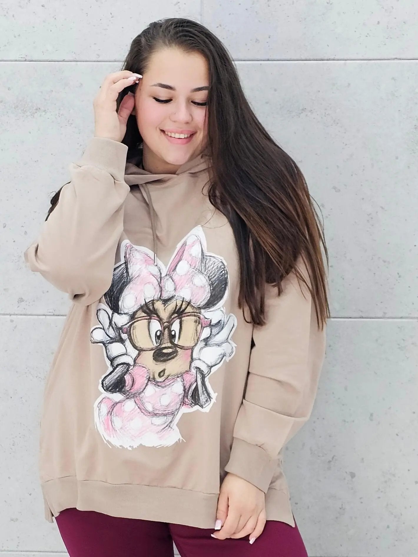 Bluza plus size z nadrukiem Minnie – modny oversize Stylowa XL
