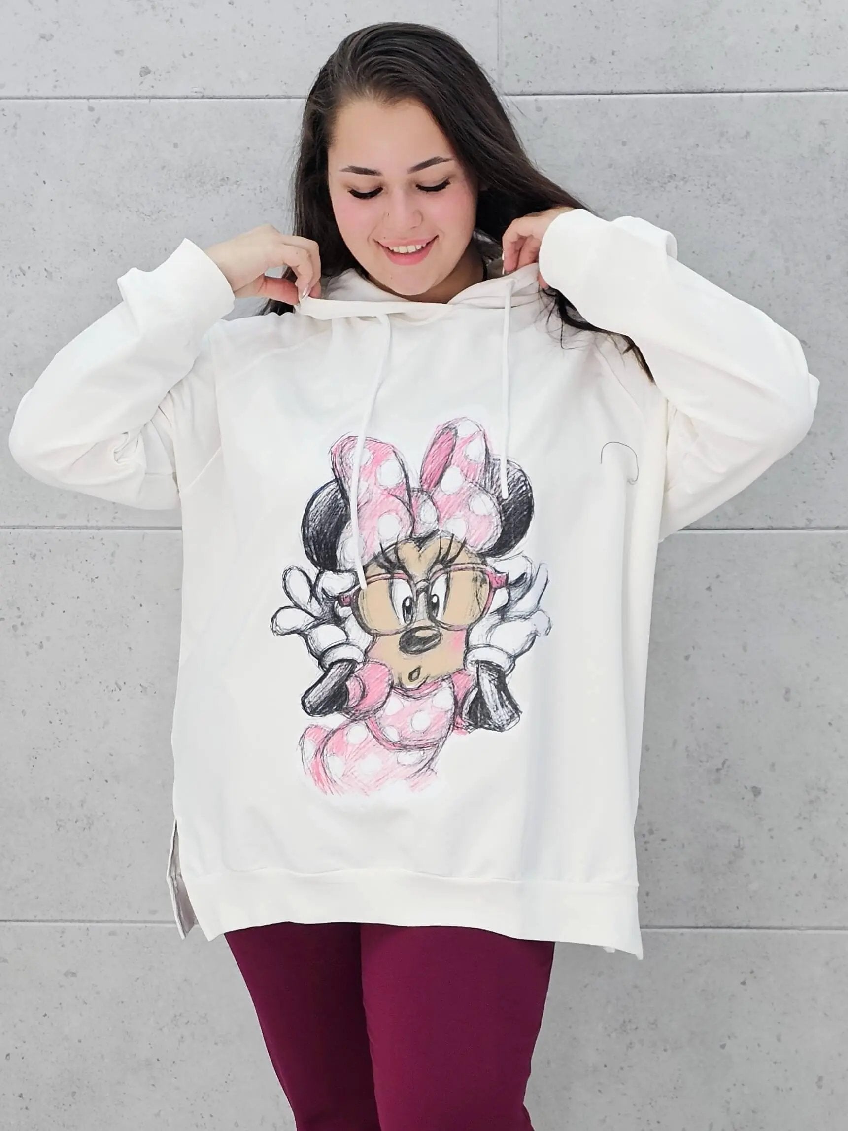 Bluza plus size z nadrukiem Minnie – modny oversize Stylowa XL