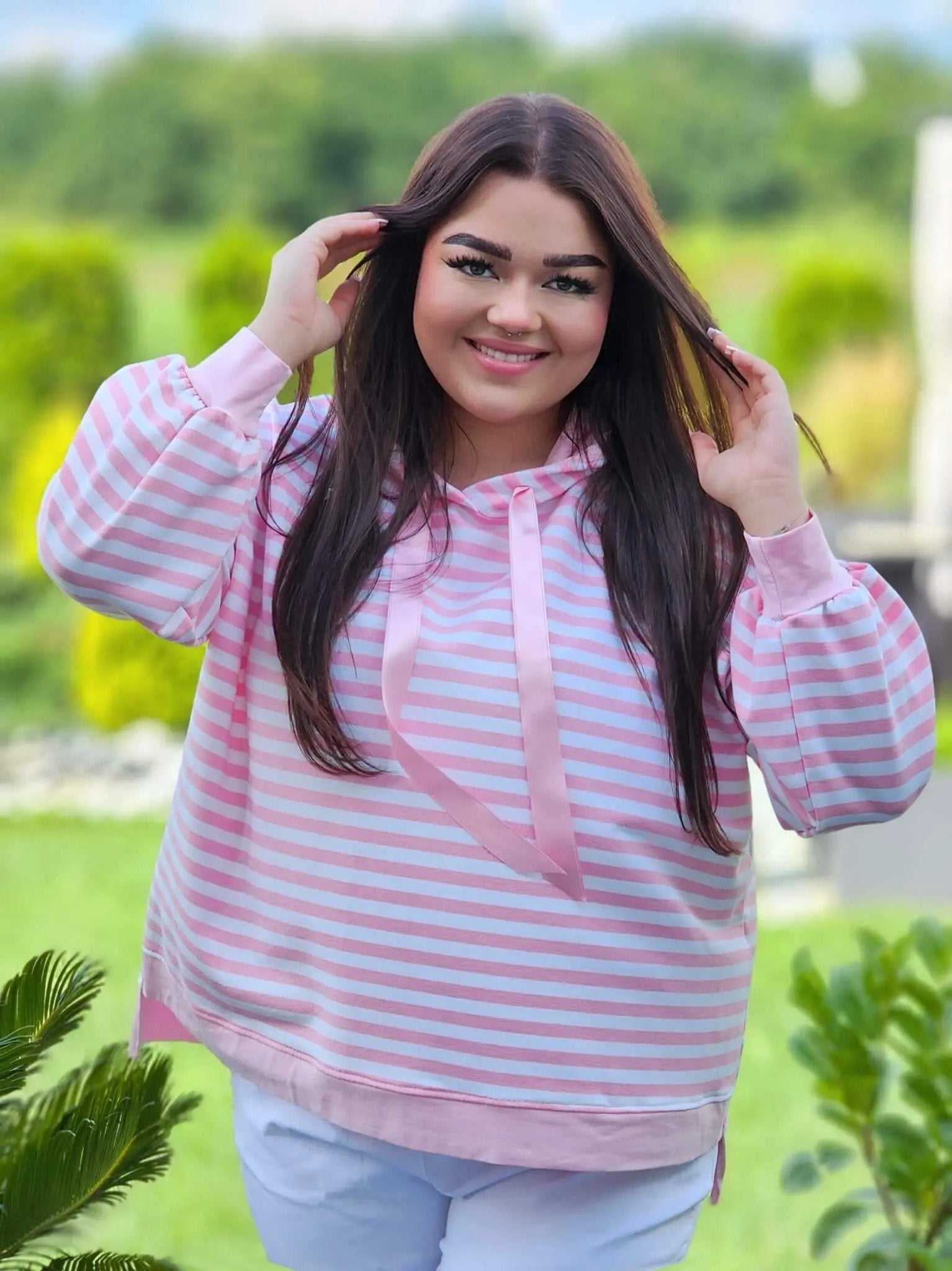 Bluza w paski z kapturem Stylowa XL