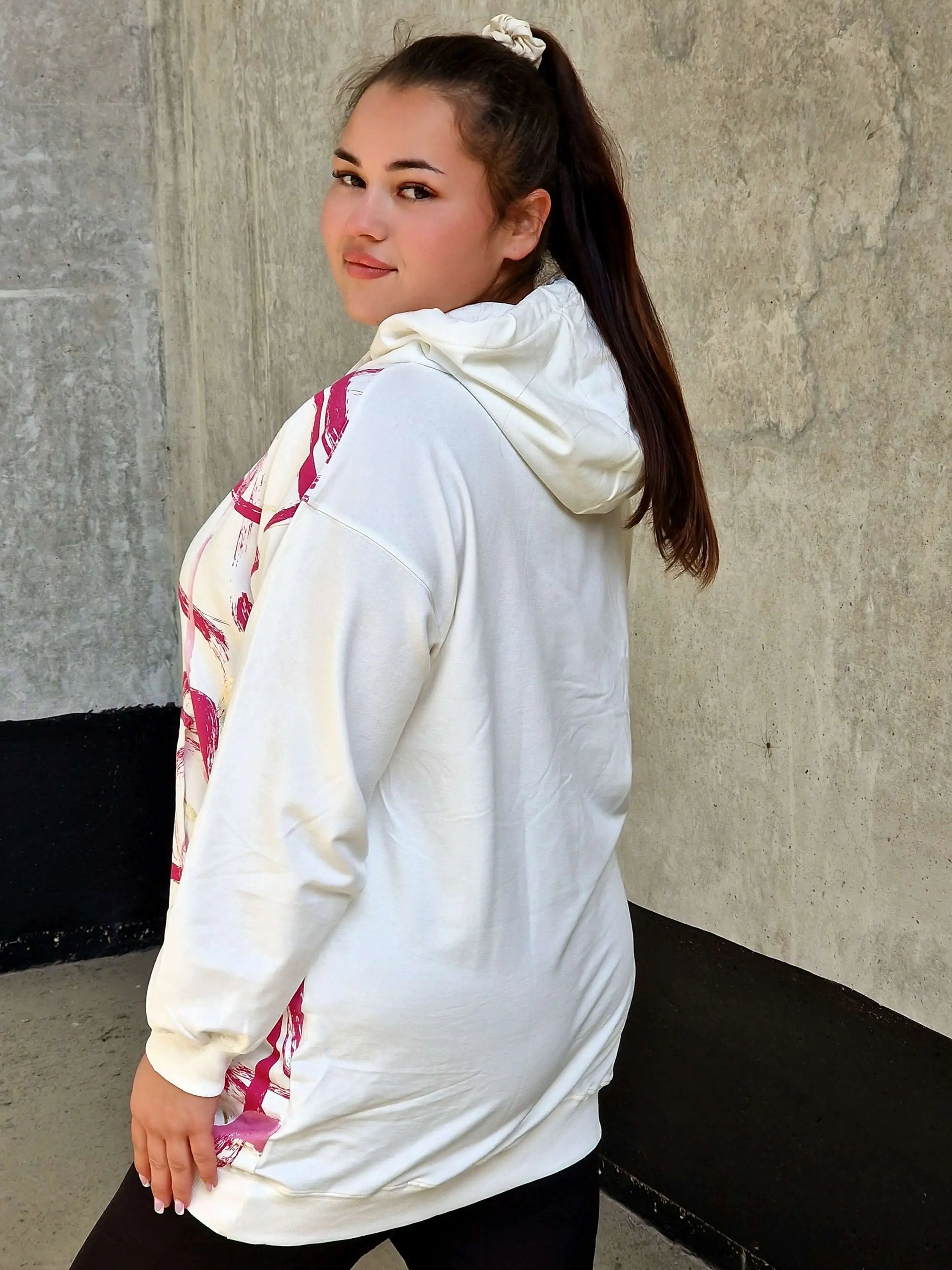 Bluza z abstrakcyjnym printem Stylowa XL