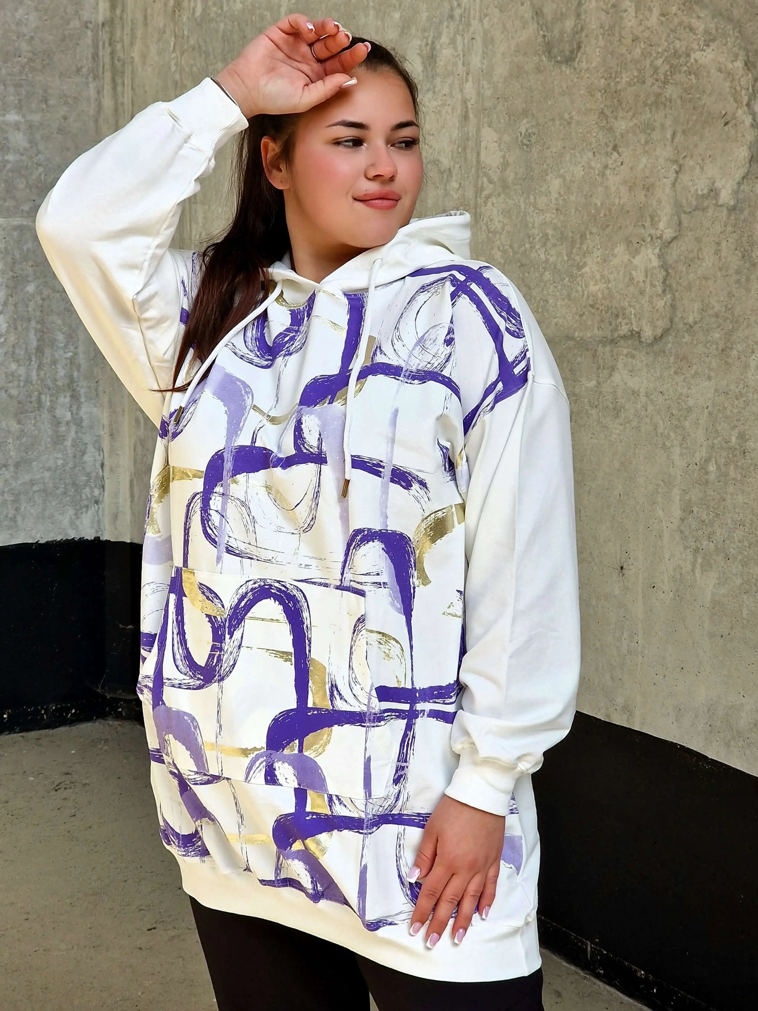 Bluza z abstrakcyjnym printem Stylowa XL