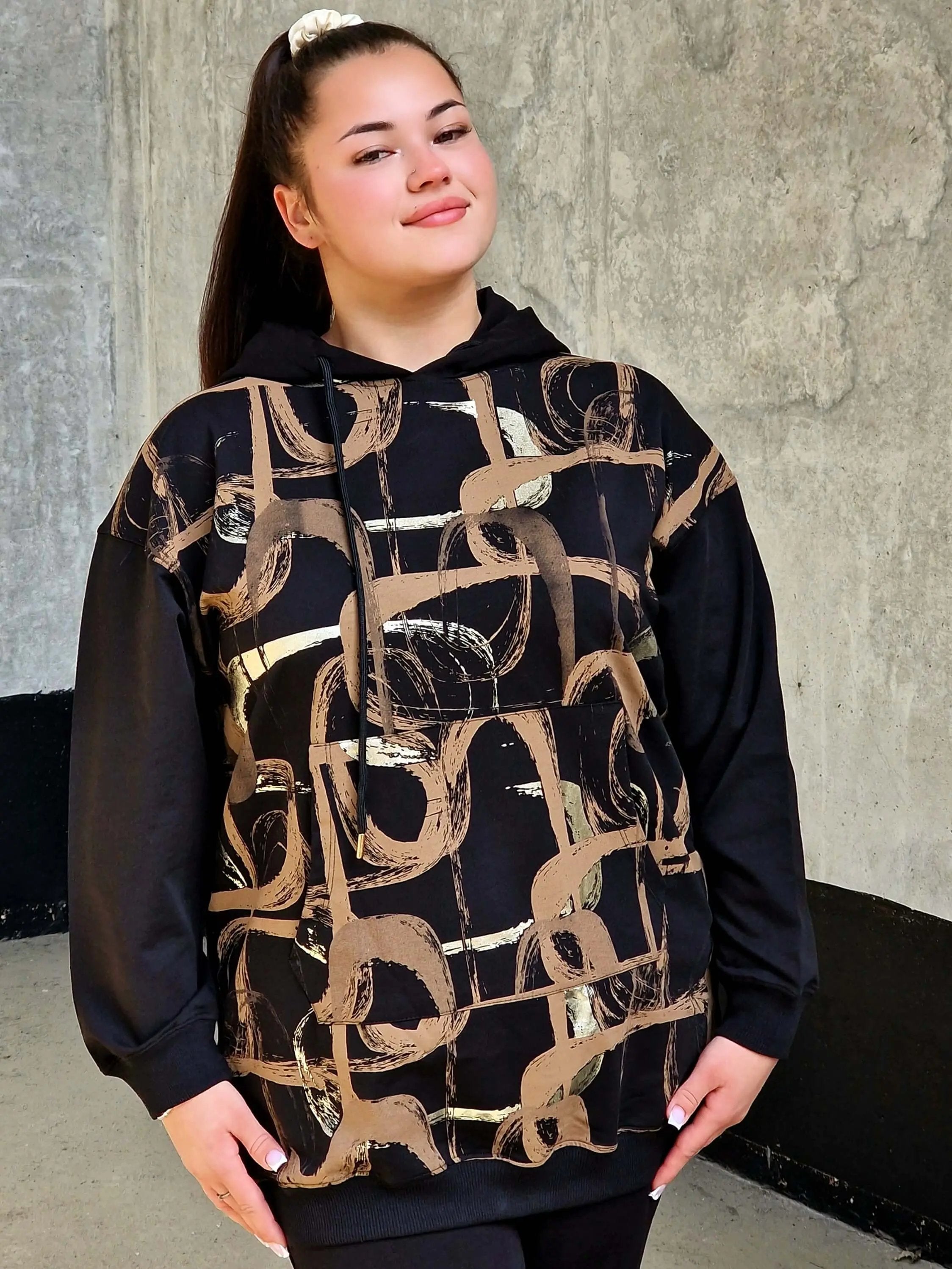 Bluza z abstrakcyjnym printem Stylowa XL