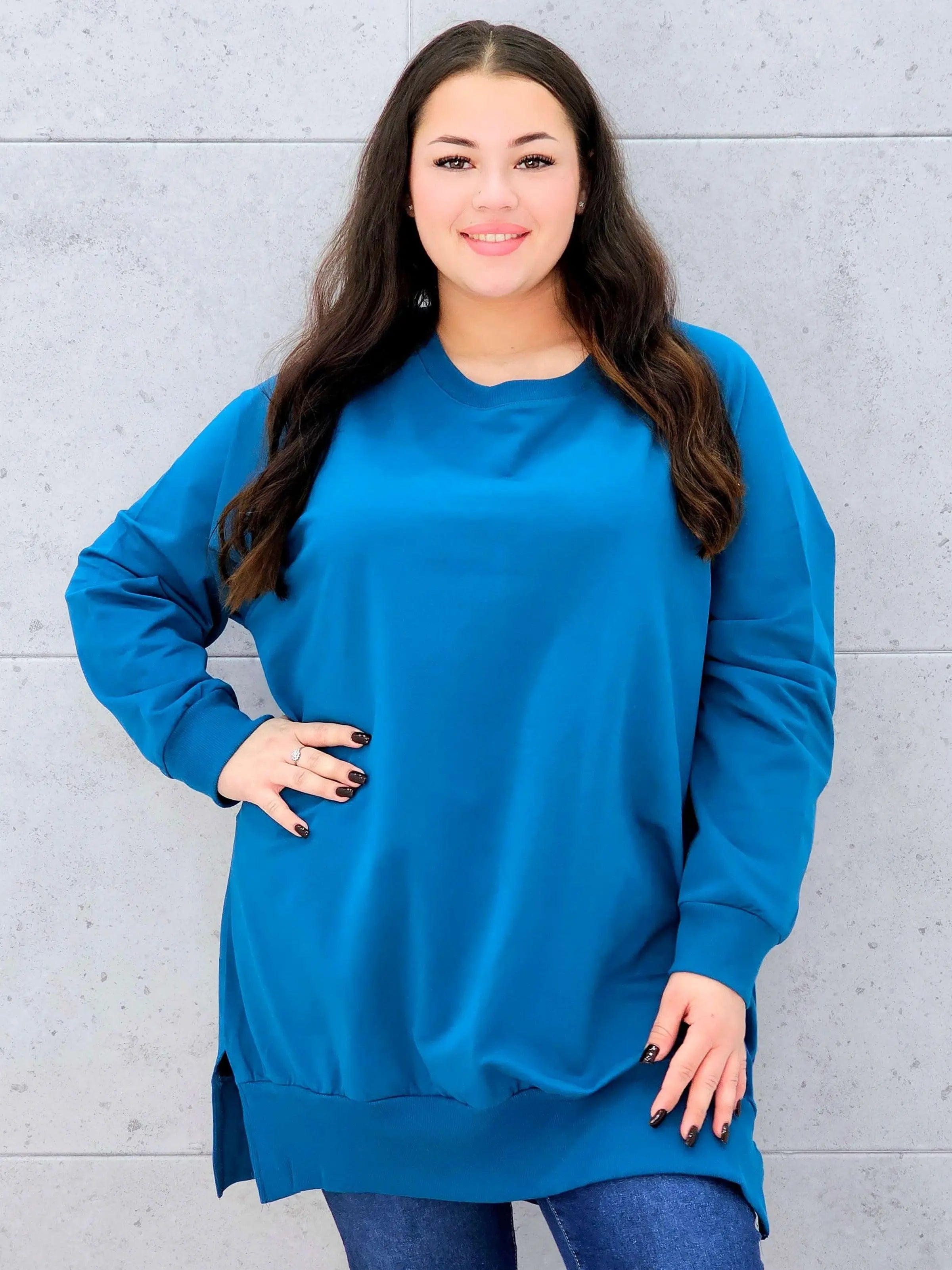Bluza z dłuższym tyłem XXL – modna bluza plus size dla kobiet Stylowa XL
