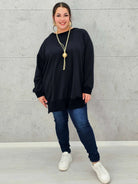 Bluza z dłuższym tyłem XXL – modna bluza plus size dla kobiet Stylowa XL