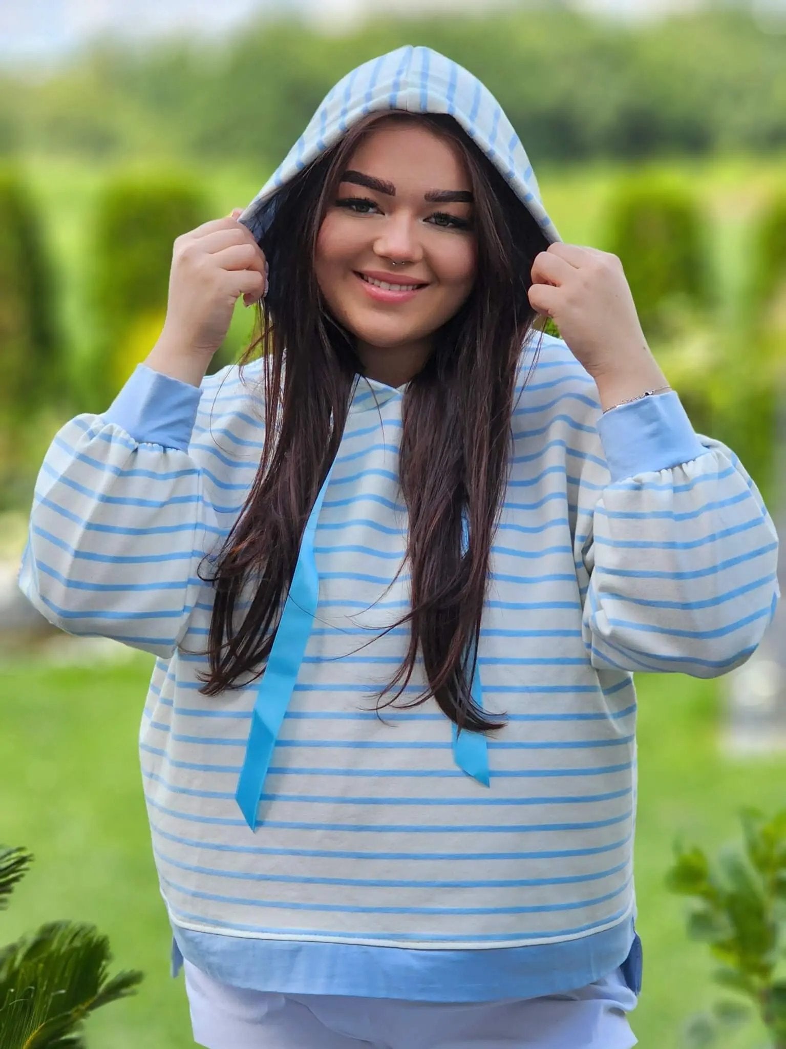 Bluza z kapturem w paski Stylowa XL