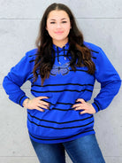 Bluza z kapturem z motylem – styl i wygoda w modzie plus size Stylowa XL