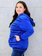 Bluza z kapturem z motylem – styl i wygoda w modzie plus size Stylowa XL