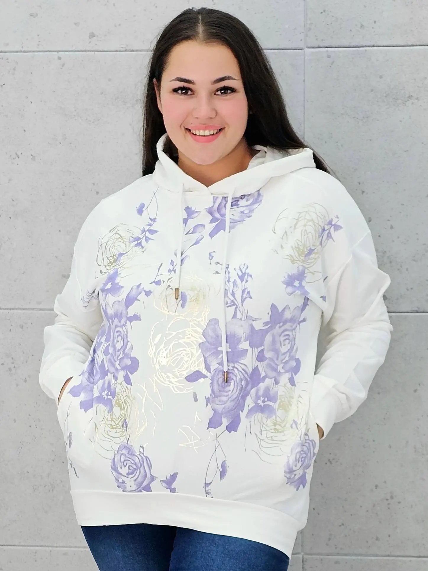 Bluza z kwiatowym nadrukiem Stylowa XL