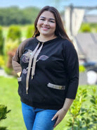 Bluza z kwiatowym nadrukiem i satynowymi detalami Stylowa XL