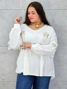 Bluzka LIVANS plus size StylowaXL – kobiecy styl i subtelny blask - Stylowa XL