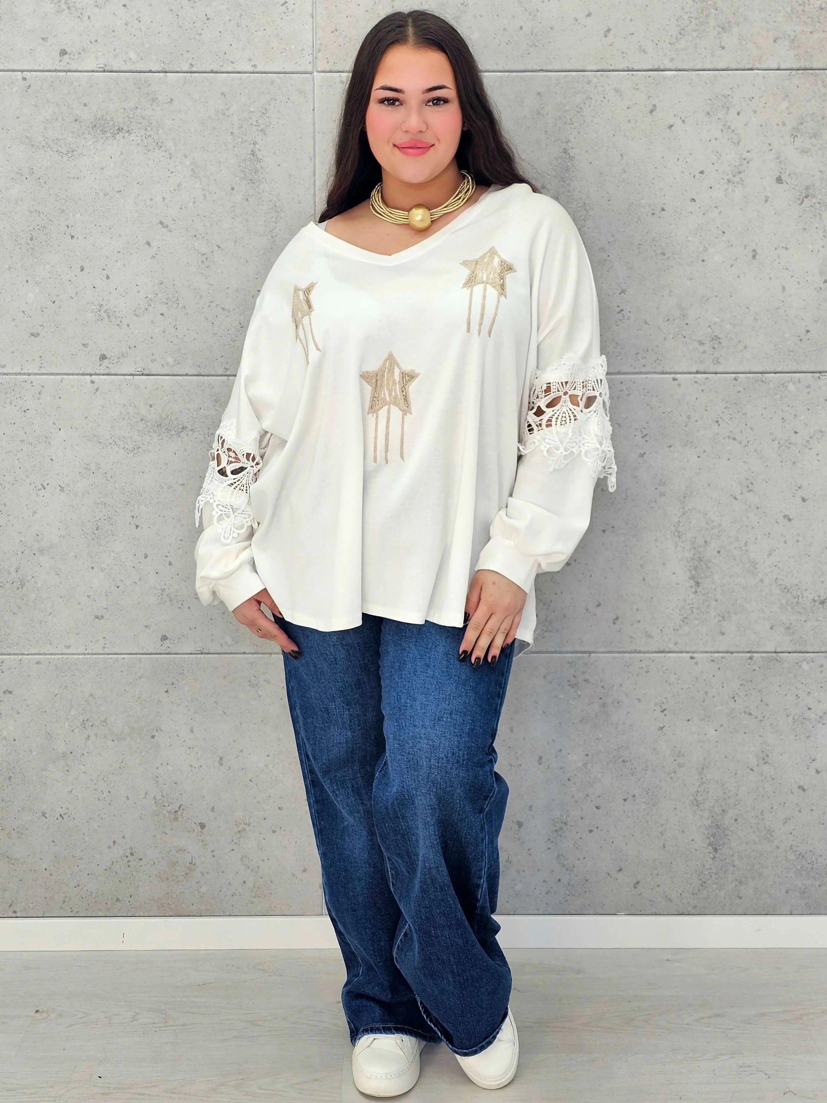 Bluzka LIVANS plus size StylowaXL – kobiecy styl i subtelny blask - Stylowa XL