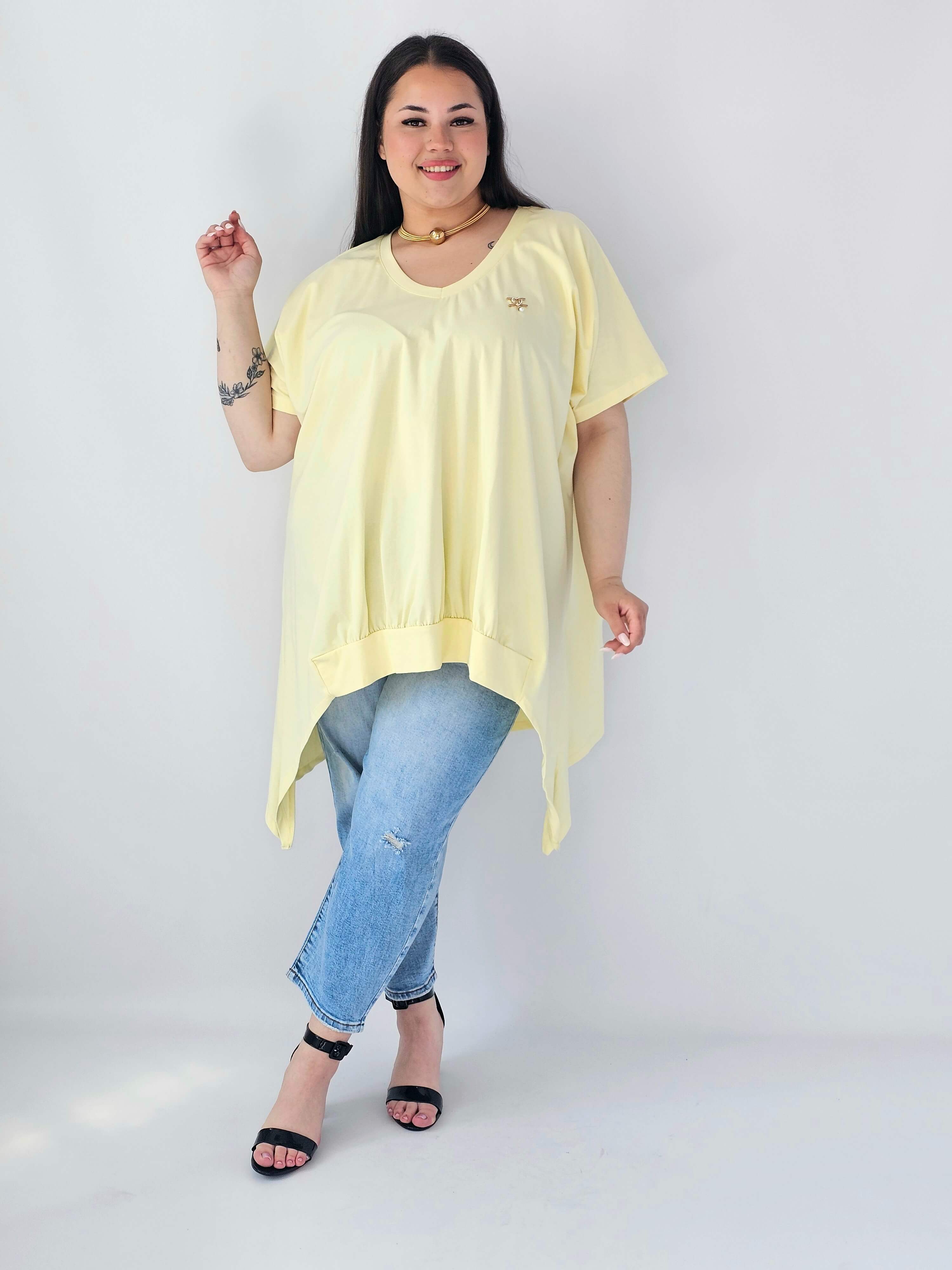 Bluzka Plus Size Oversize Z Dekoltem V I Asymetrycznym Dołem Stylowa XL