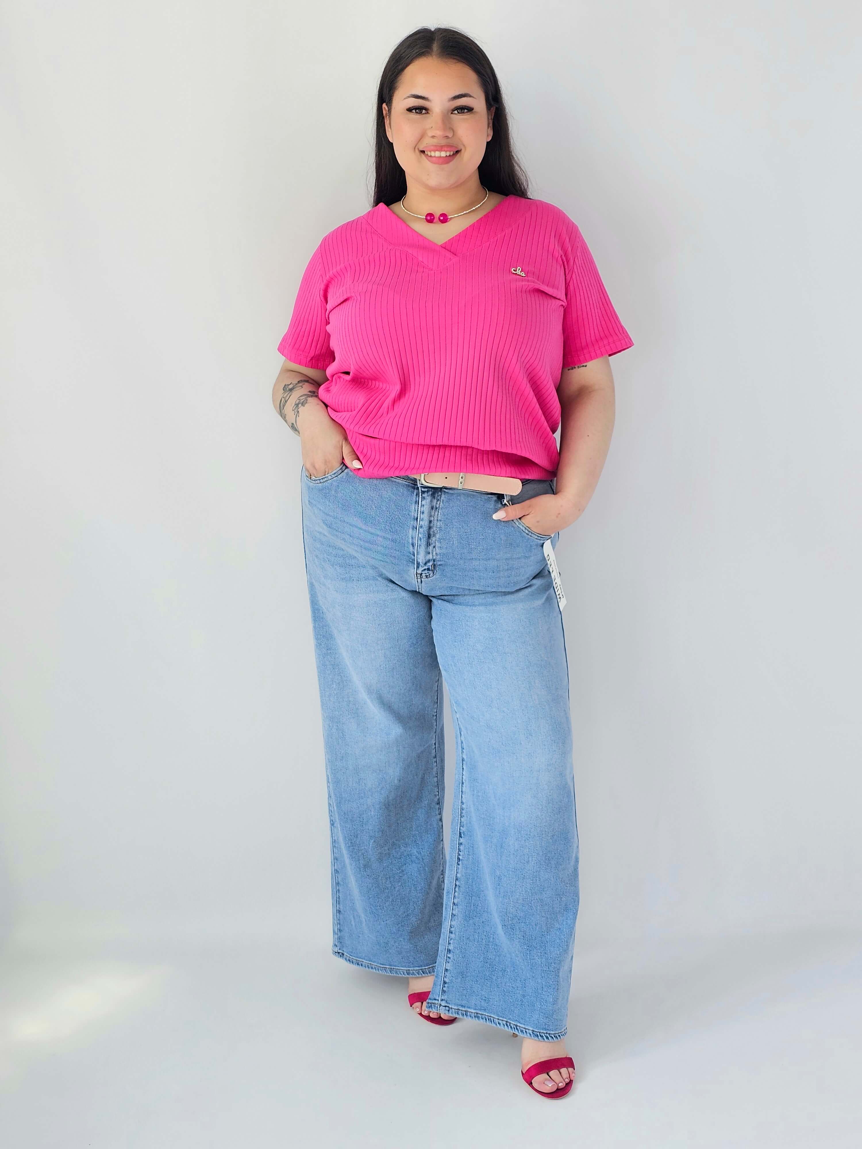Bluzka Plus Size Prążkowana Z Dekoltem V I Krótkim Rękawem Stylowa XL