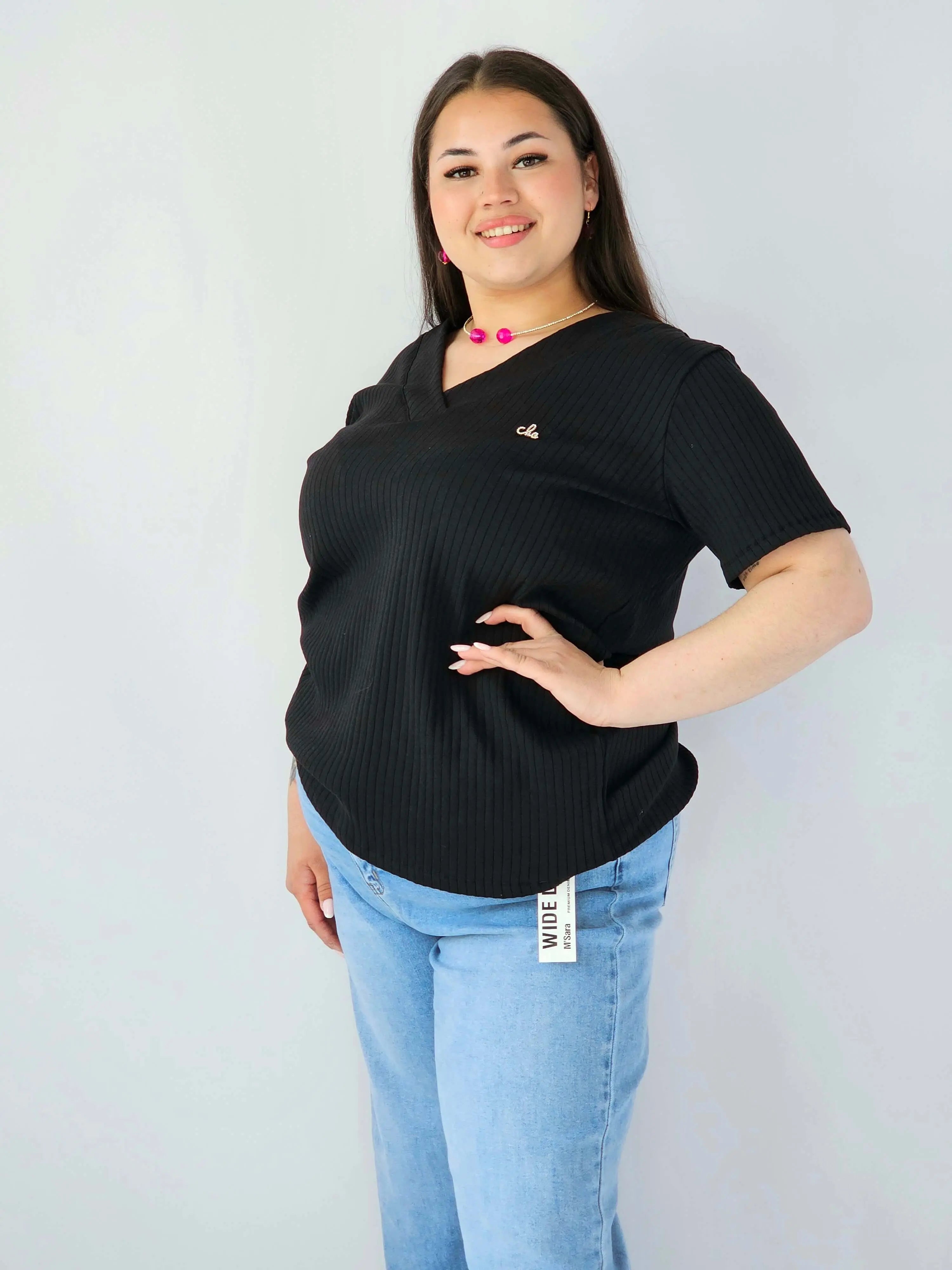 Bluzka Plus Size Prążkowana Z Dekoltem V I Krótkim Rękawem Stylowa XL