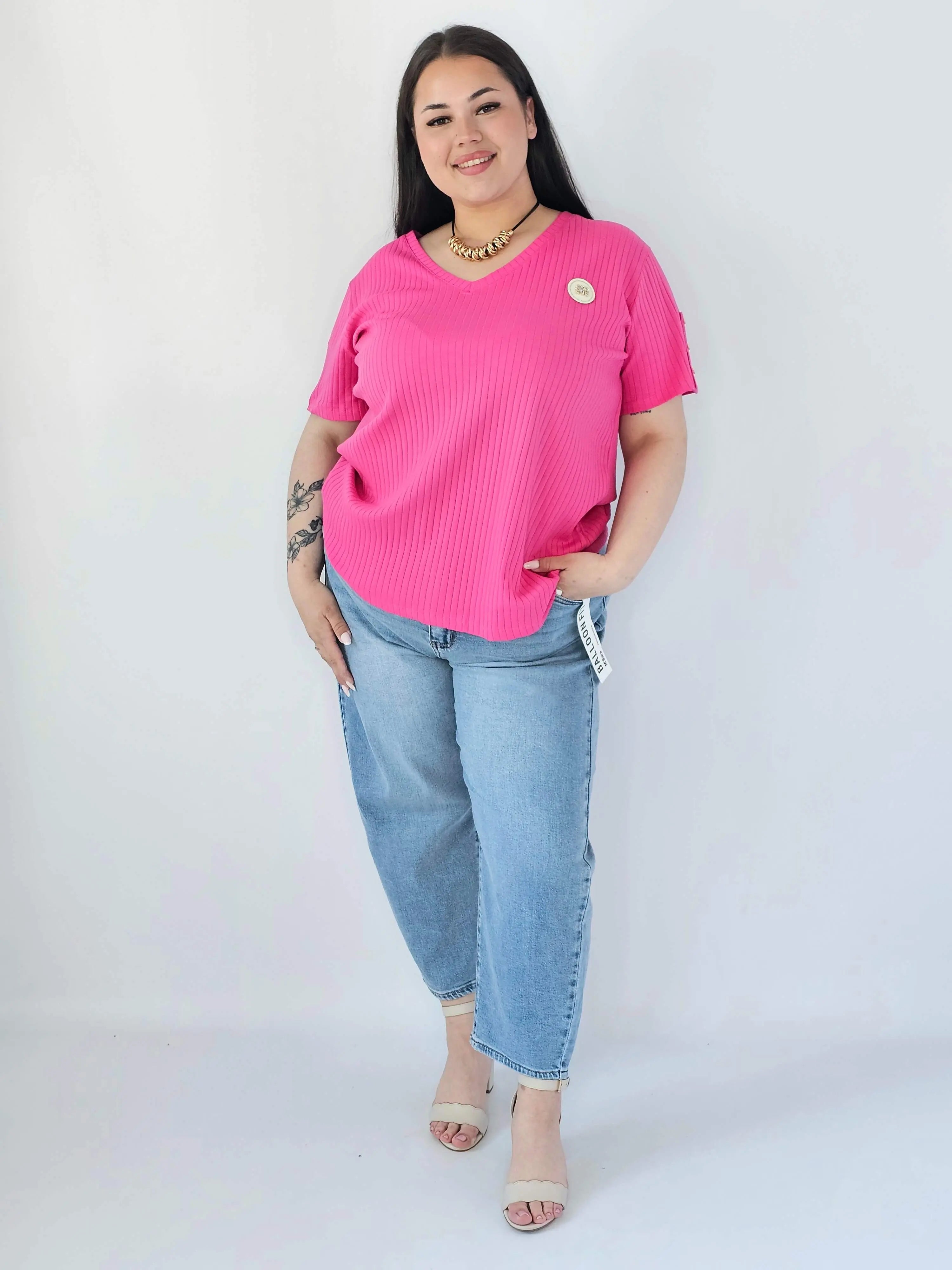 Bluzka Plus Size Z Dekoltem V I Ozdobną Aplikacją Stylowa XL