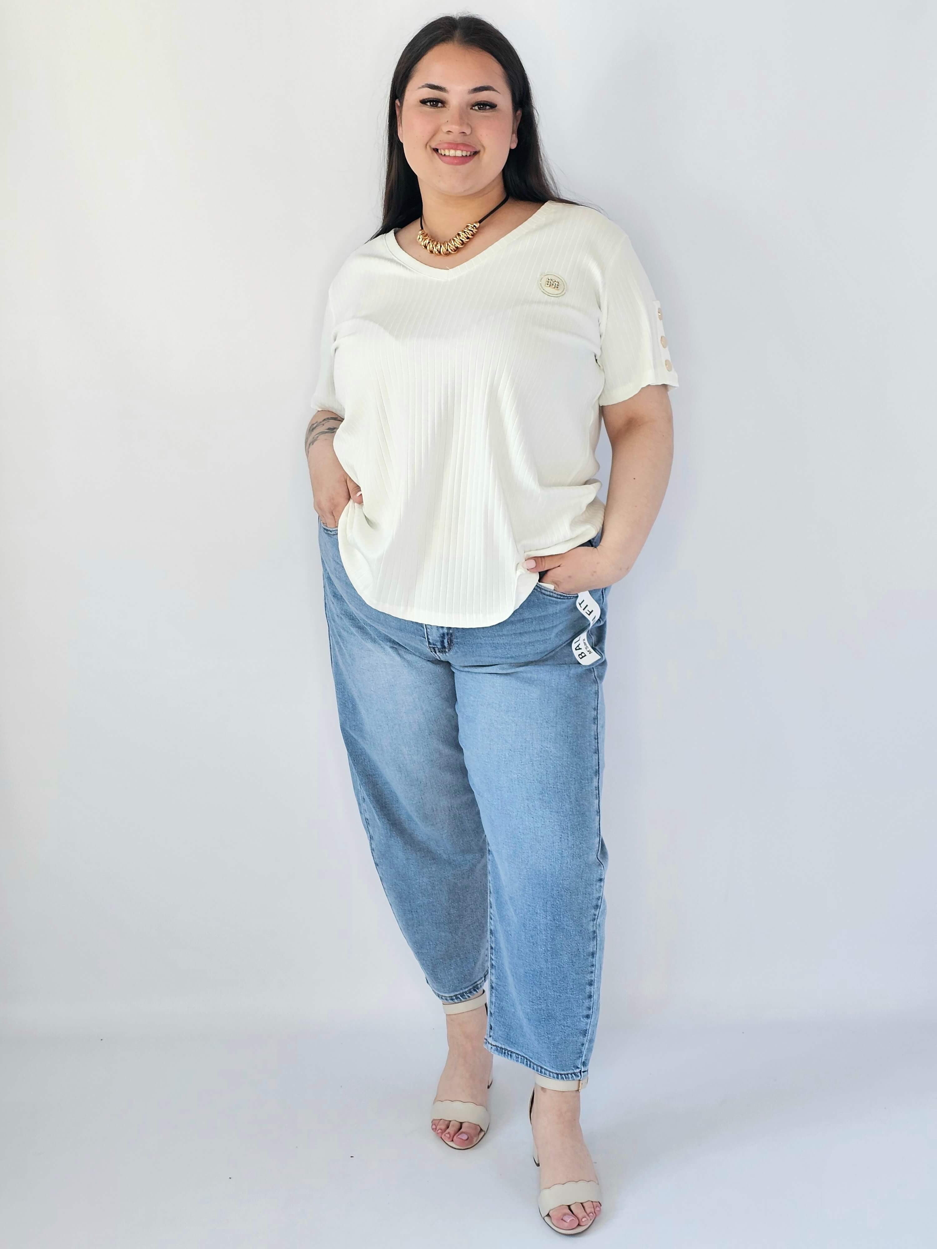 Bluzka Plus Size Z Dekoltem V I Ozdobną Aplikacją Stylowa XL