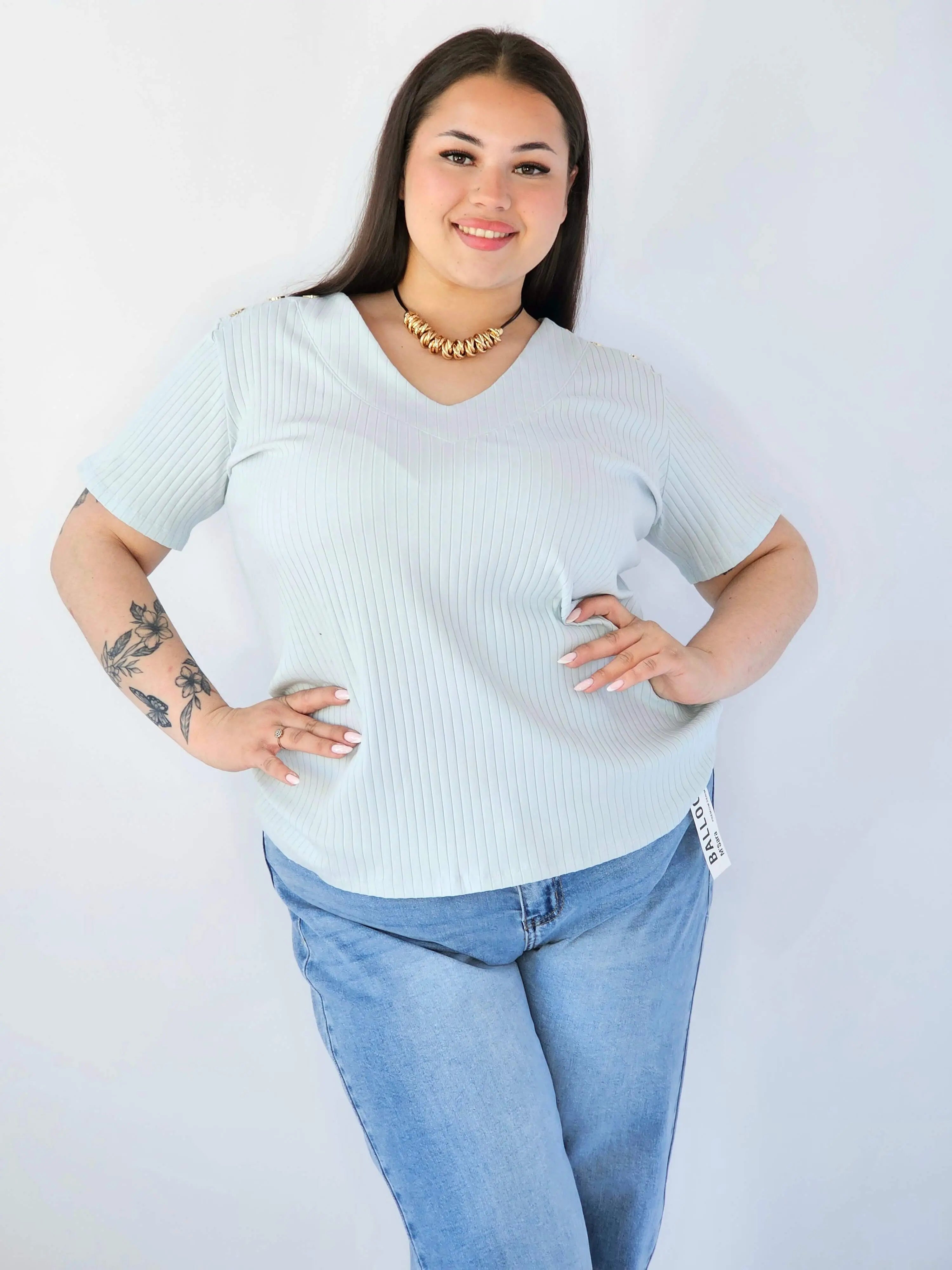 Bluzka Plus Size Z Dekoltem V I Ozdobnymi Detalami Na Ramionach Stylowa XL