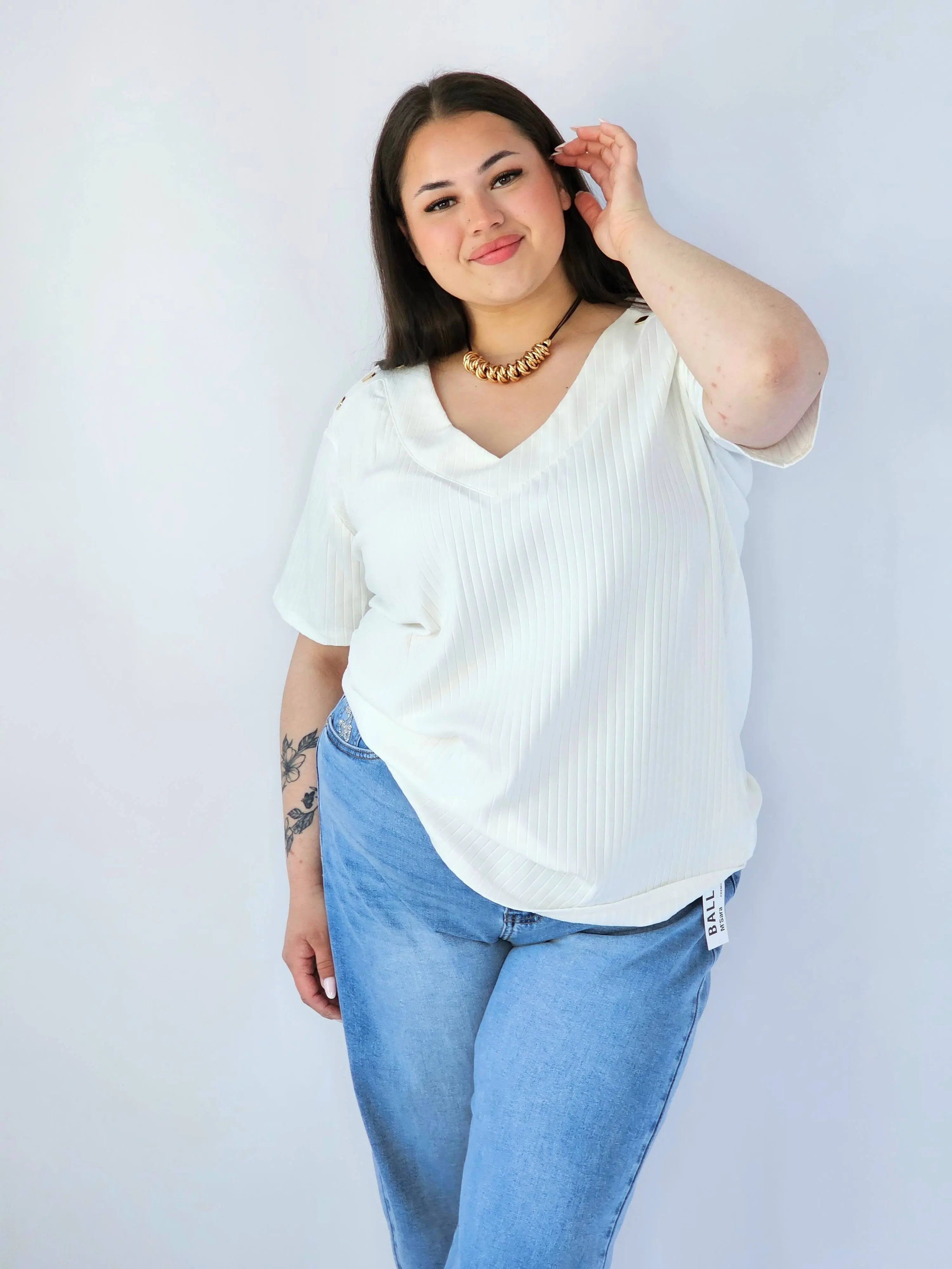 Bluzka Plus Size Z Dekoltem V I Ozdobnymi Detalami Na Ramionach Stylowa XL
