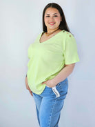 Bluzka Plus Size Z Dekoltem V I Ozdobnymi Detalami Na Ramionach Stylowa XL