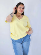 Bluzka Plus Size Z Dekoltem V I Ozdobnymi Detalami Na Ramionach Stylowa XL
