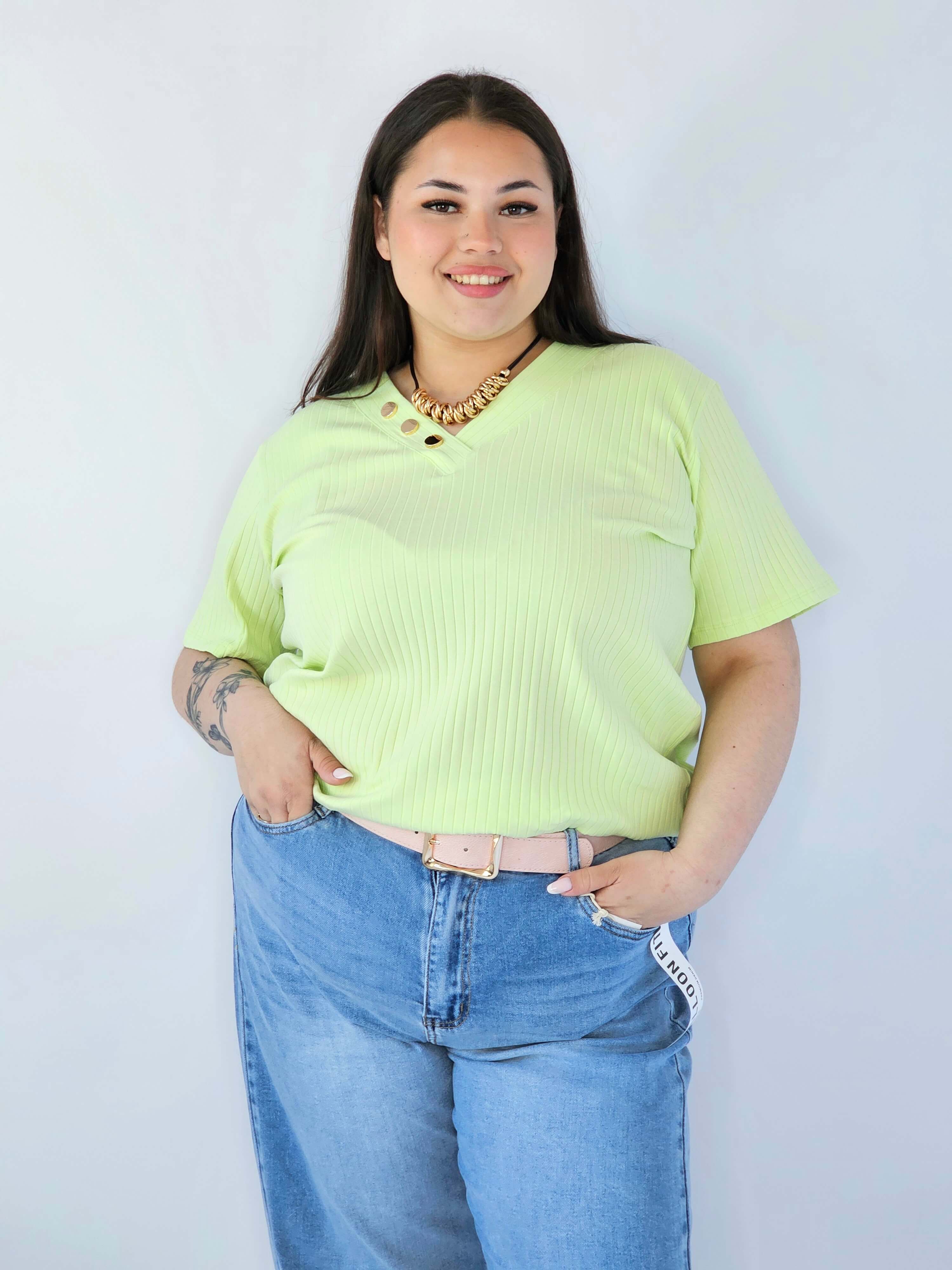 Bluzka Plus Size Z Dekoltem V I Ozdobnymi Guzikami Stylowa XL