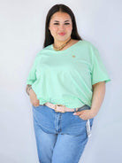 Bluzka Plus Size Z Dekoltem V I Subtelną Ozdobą Stylowa XL