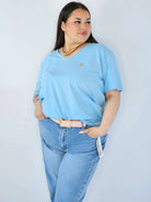 Bluzka Plus Size Z Dekoltem V I Subtelną Ozdobą Stylowa XL