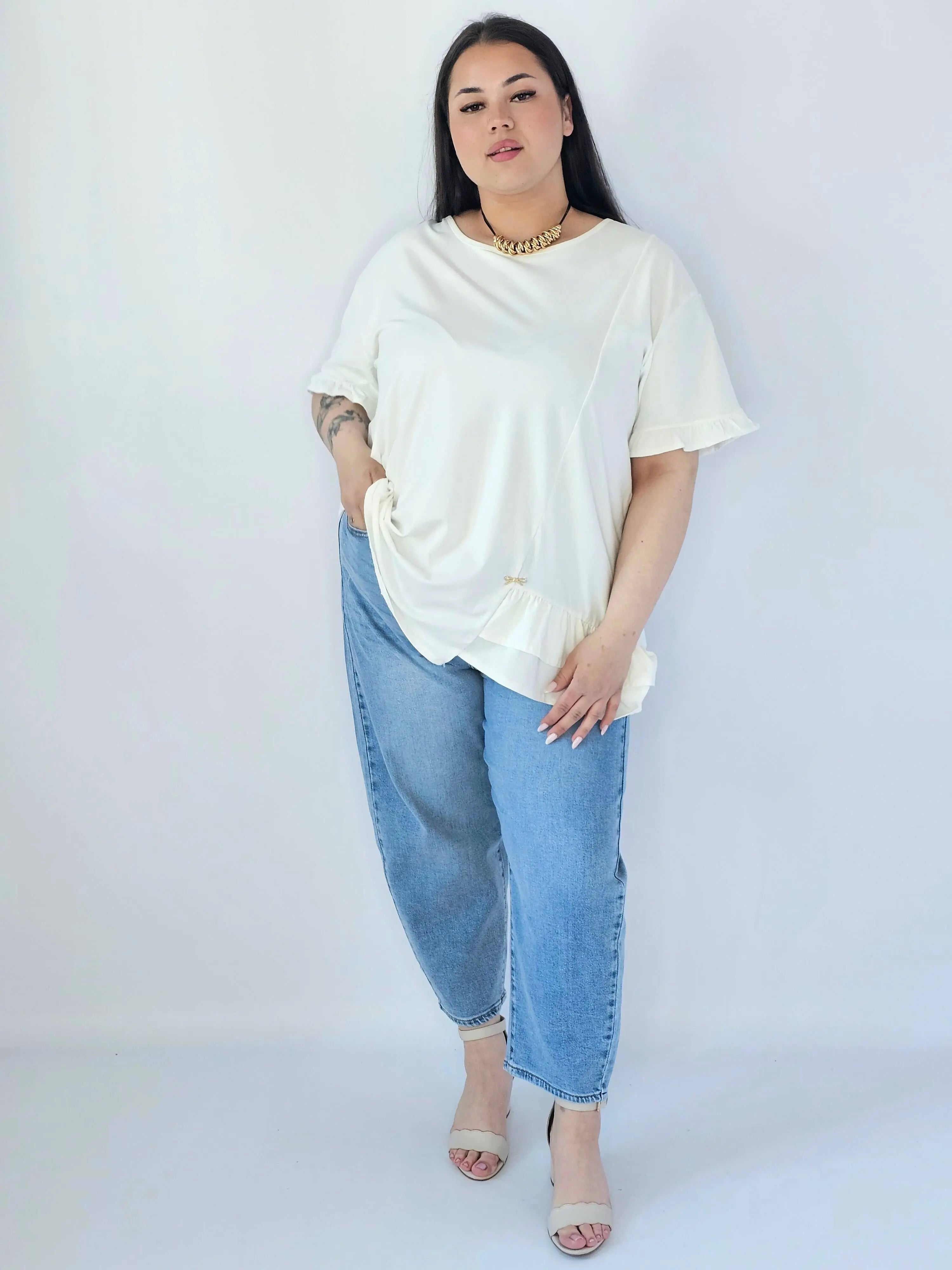 Bluzka Plus Size Z Falbanką I Ozdobnym Wykończeniem Stylowa XL