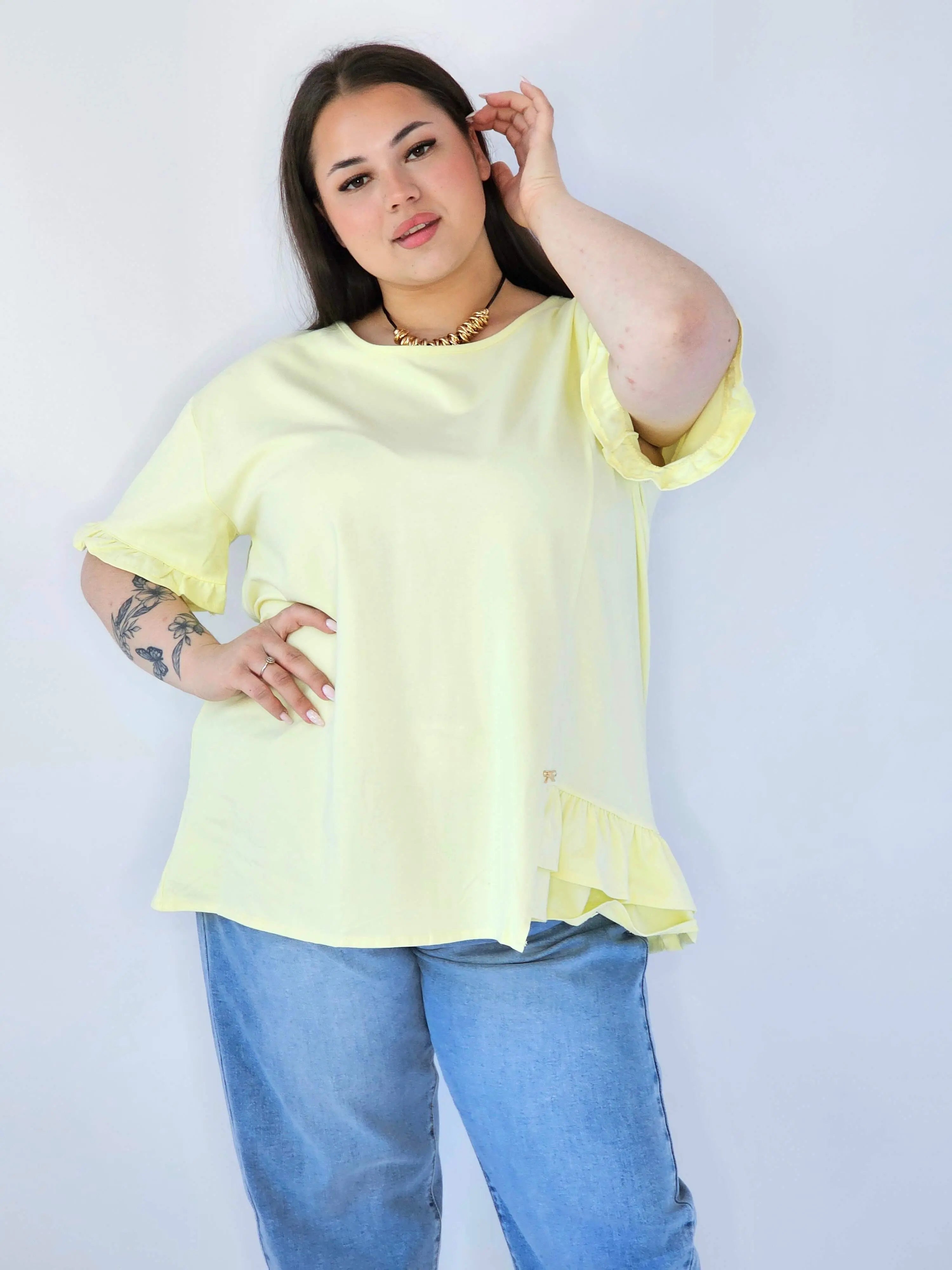 Bluzka Plus Size Z Falbanką I Ozdobnym Wykończeniem Stylowa XL