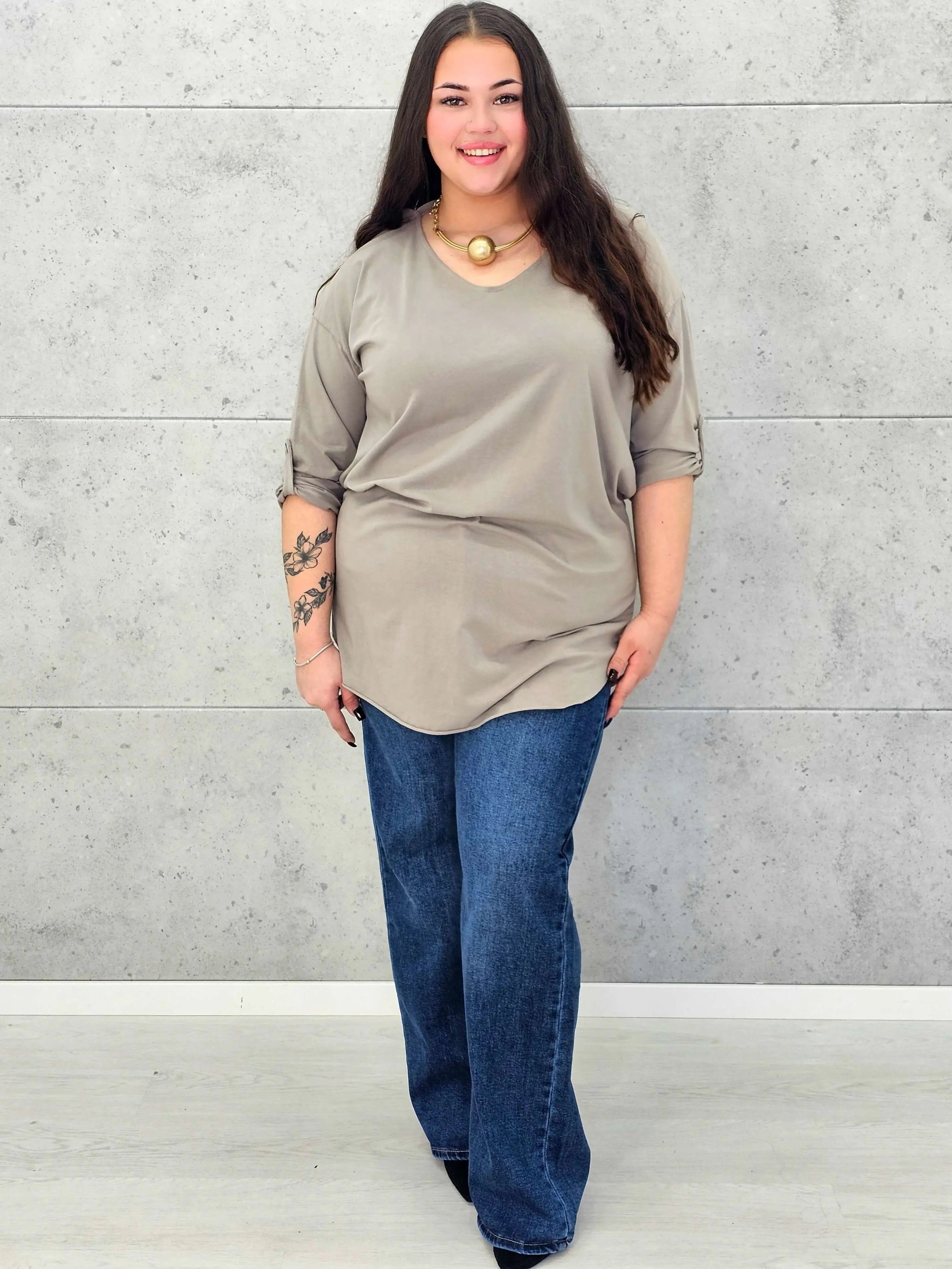 Bluzka Plus Size z Wiązaniem StylowaXL – Wygoda i Subtelna Elegancja dla Kobiet XXL - Stylowa XL