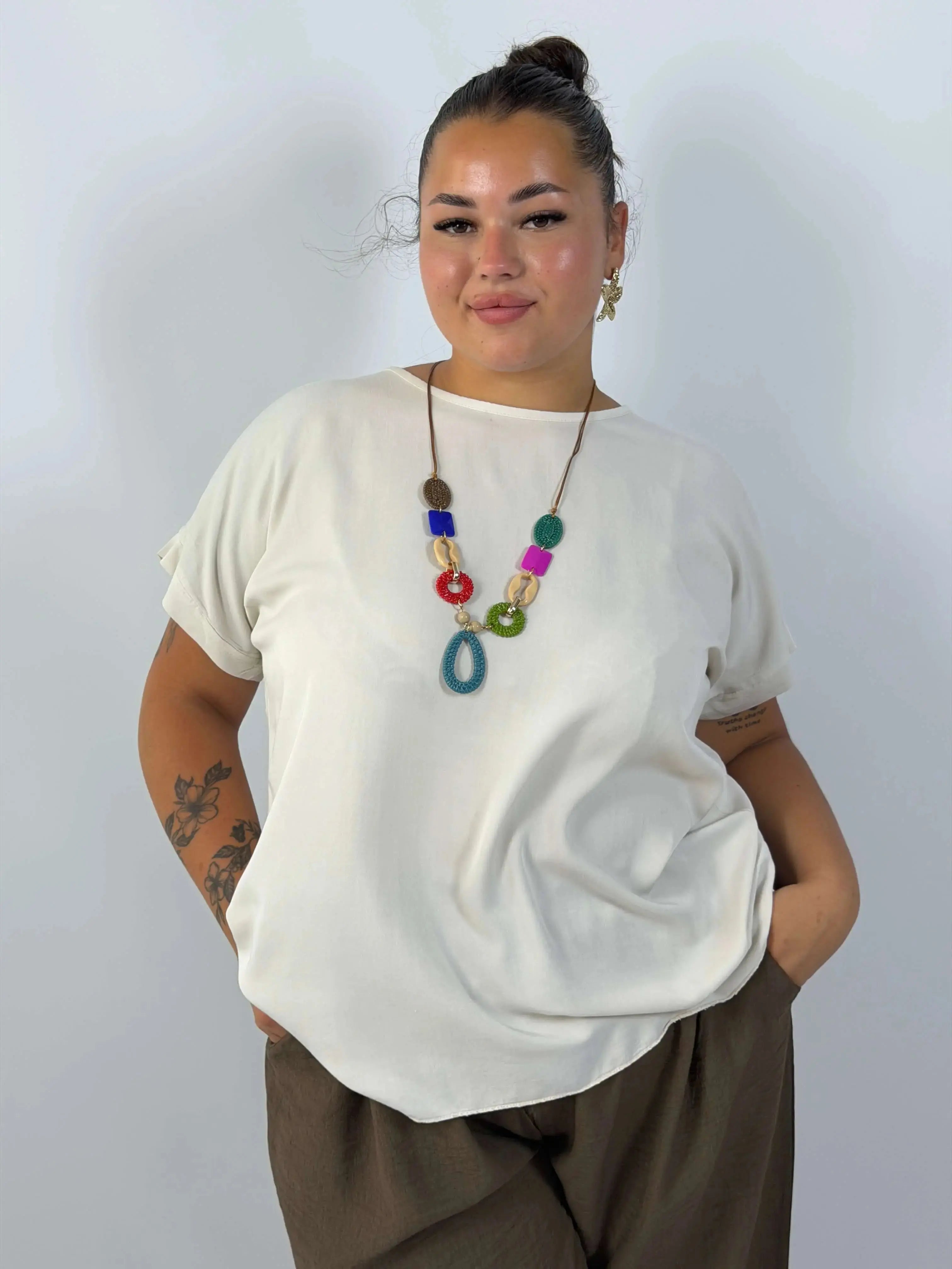 Bluzka Plus Size z naszyjnikiem – elegancka bluzka damska XXL Stylowa XL