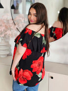 Bluzka „Czerwony Kwiat” – zmysłowy hiszpański styl Stylowa XL