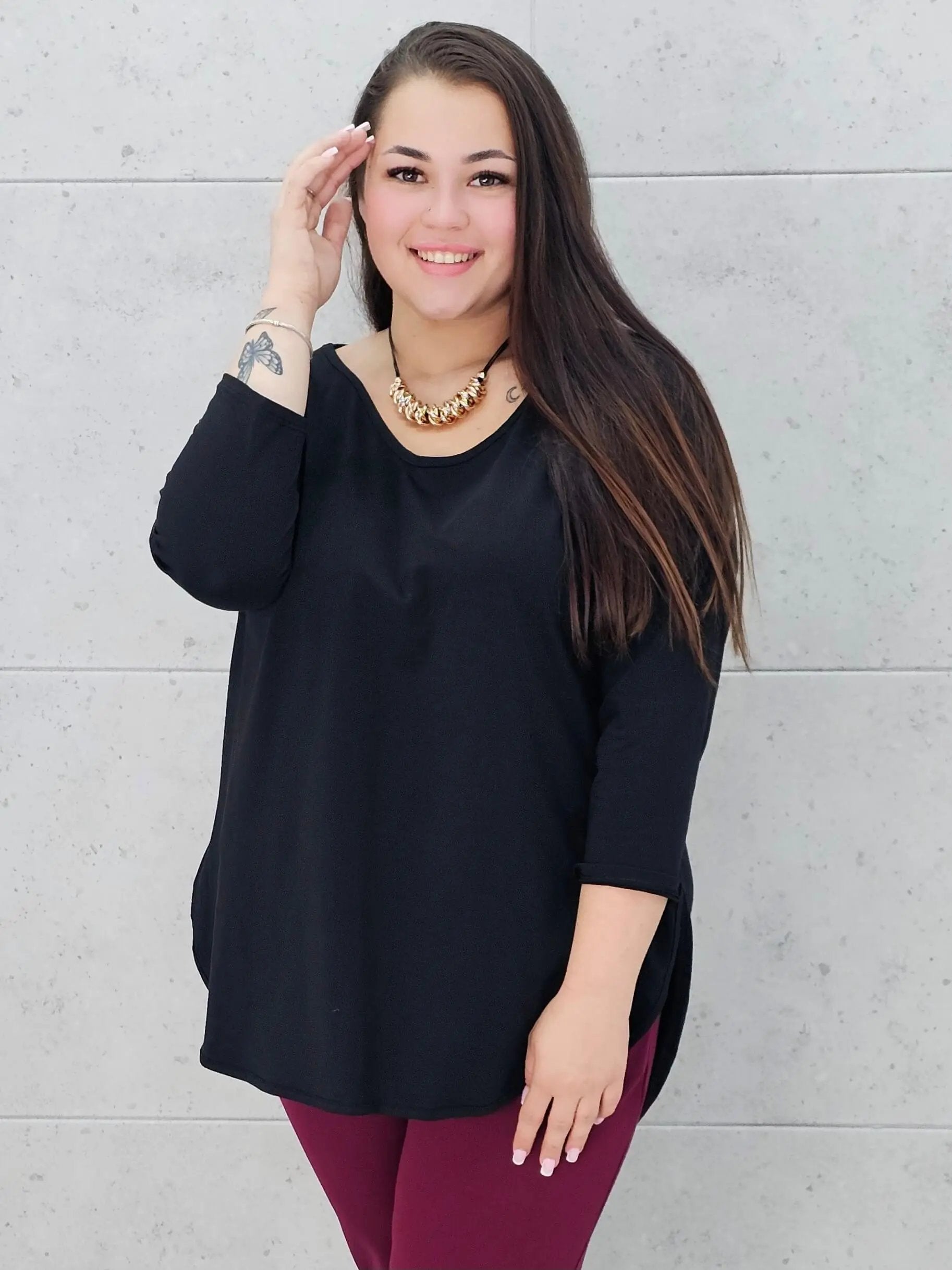 Bluzka basic z zaokrąglonym dołem Stylowa XL