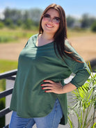 Bluzka basic z zaokrąglonym dołem Stylowa XL