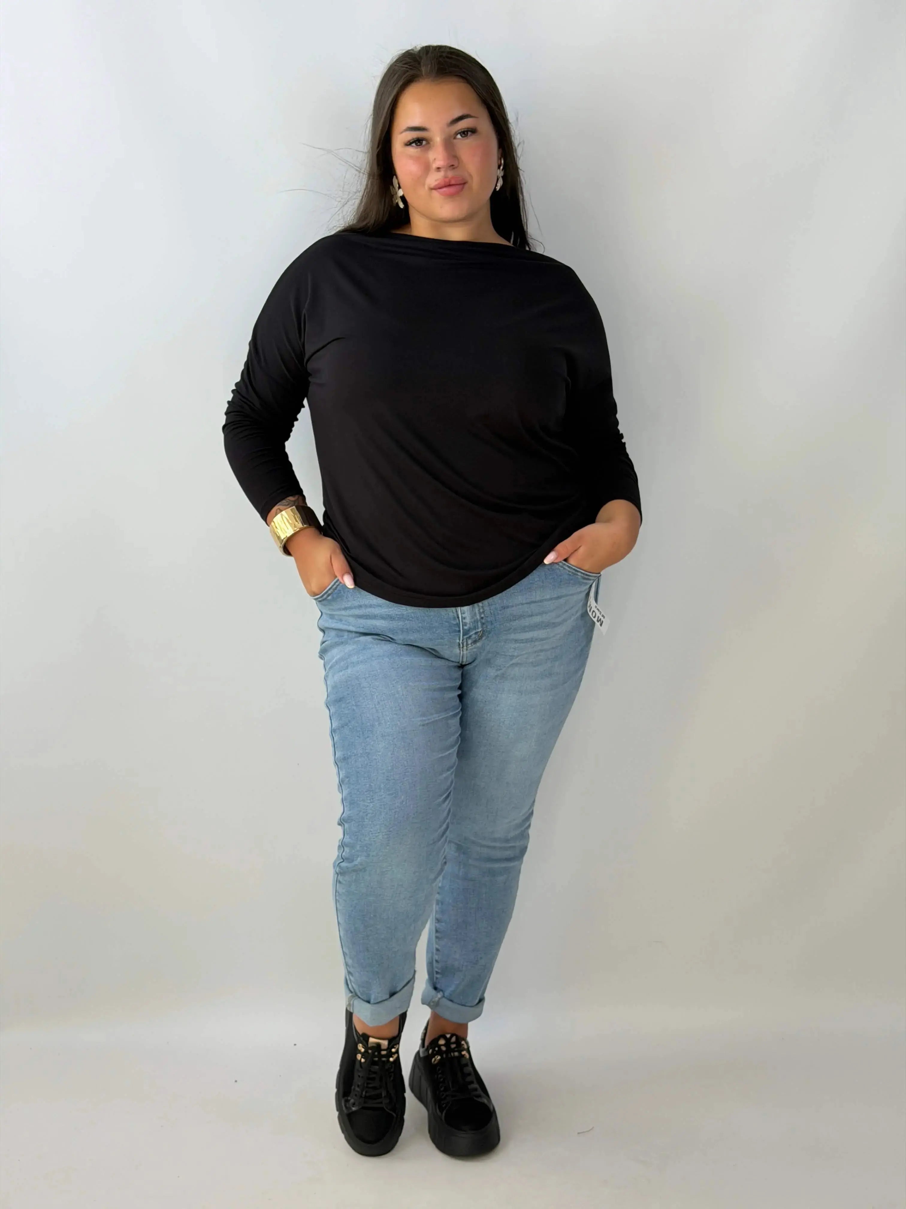 Bluzka damska Plus Size z dekoltem typu łódka – wygodna i elegancka Stylowa XL