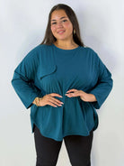Bluzka damska Plus Size z ozdobną kieszonką – luźny fason na co dzień Stylowa XL