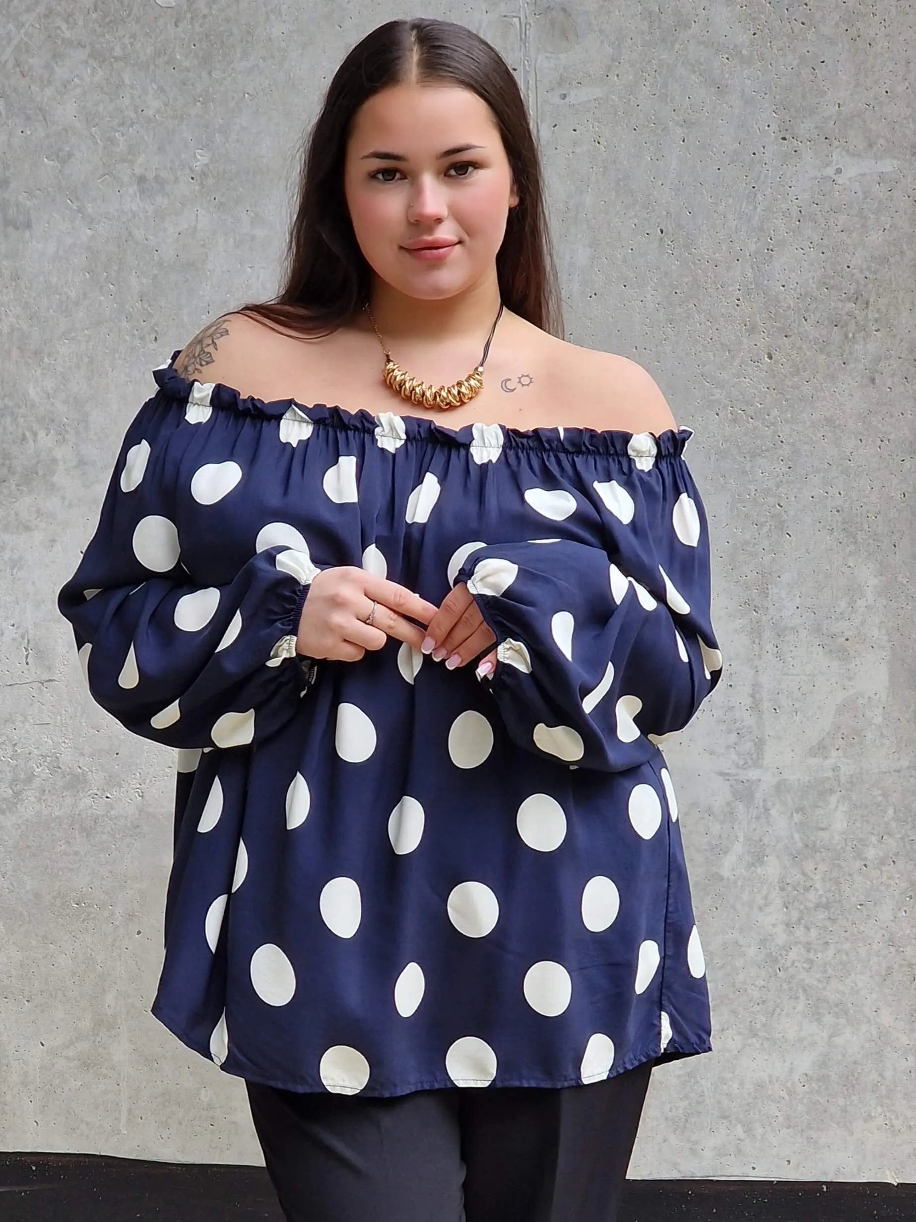 Bluzka hiszpanka w groszki Stylowa XL