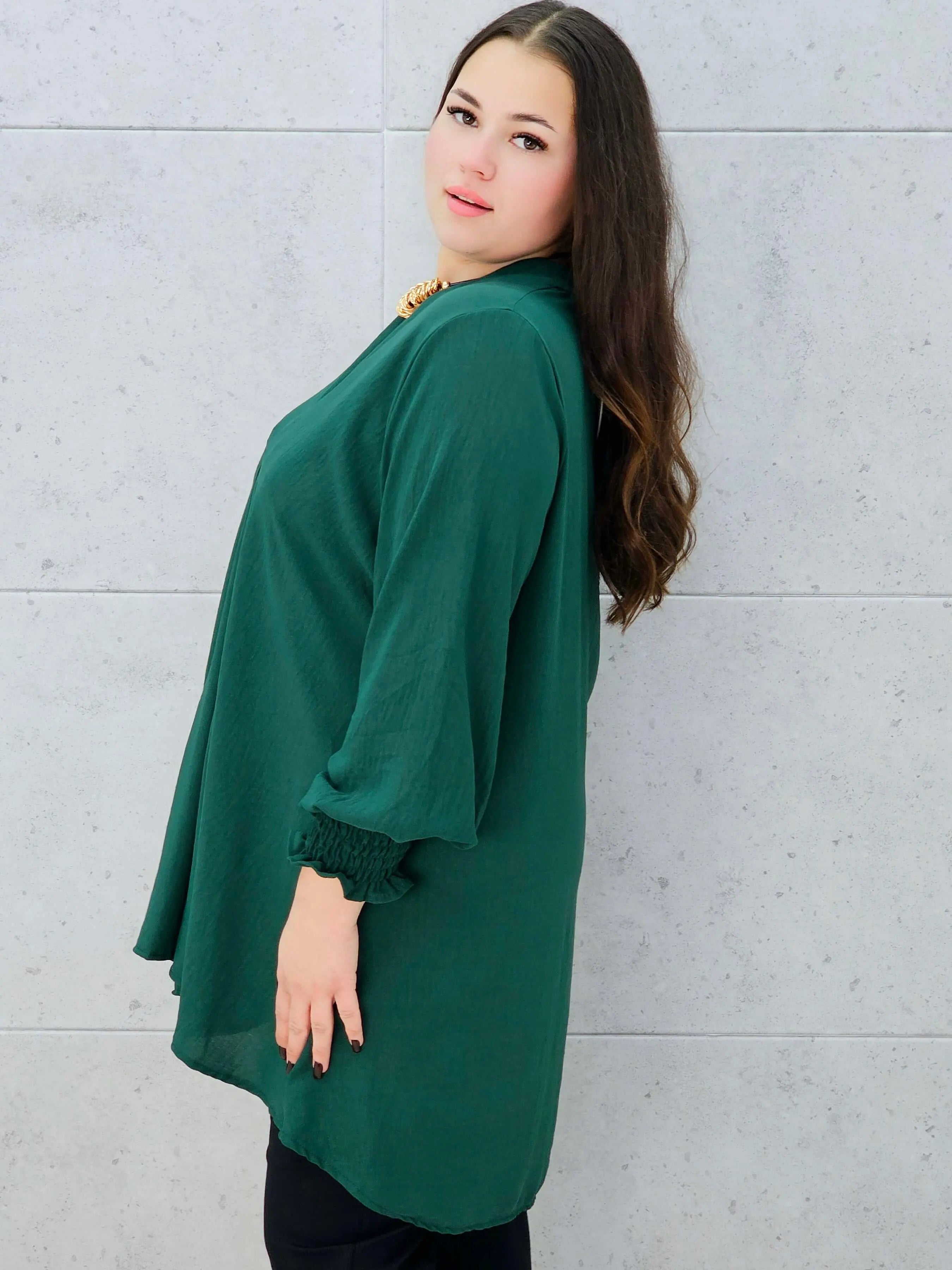 zielona bluzka z dekoltem v plus size Stylowa XL – bok