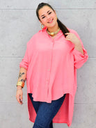 Bluzka koszulowa plus size z przedłużanym tyłem – nowoczesny i lekki fason XXL Stylowa XL