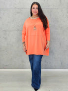 Bluzka plus size StylowaXL – lekka, oversize’owa i pełna koloru - Stylowa XL